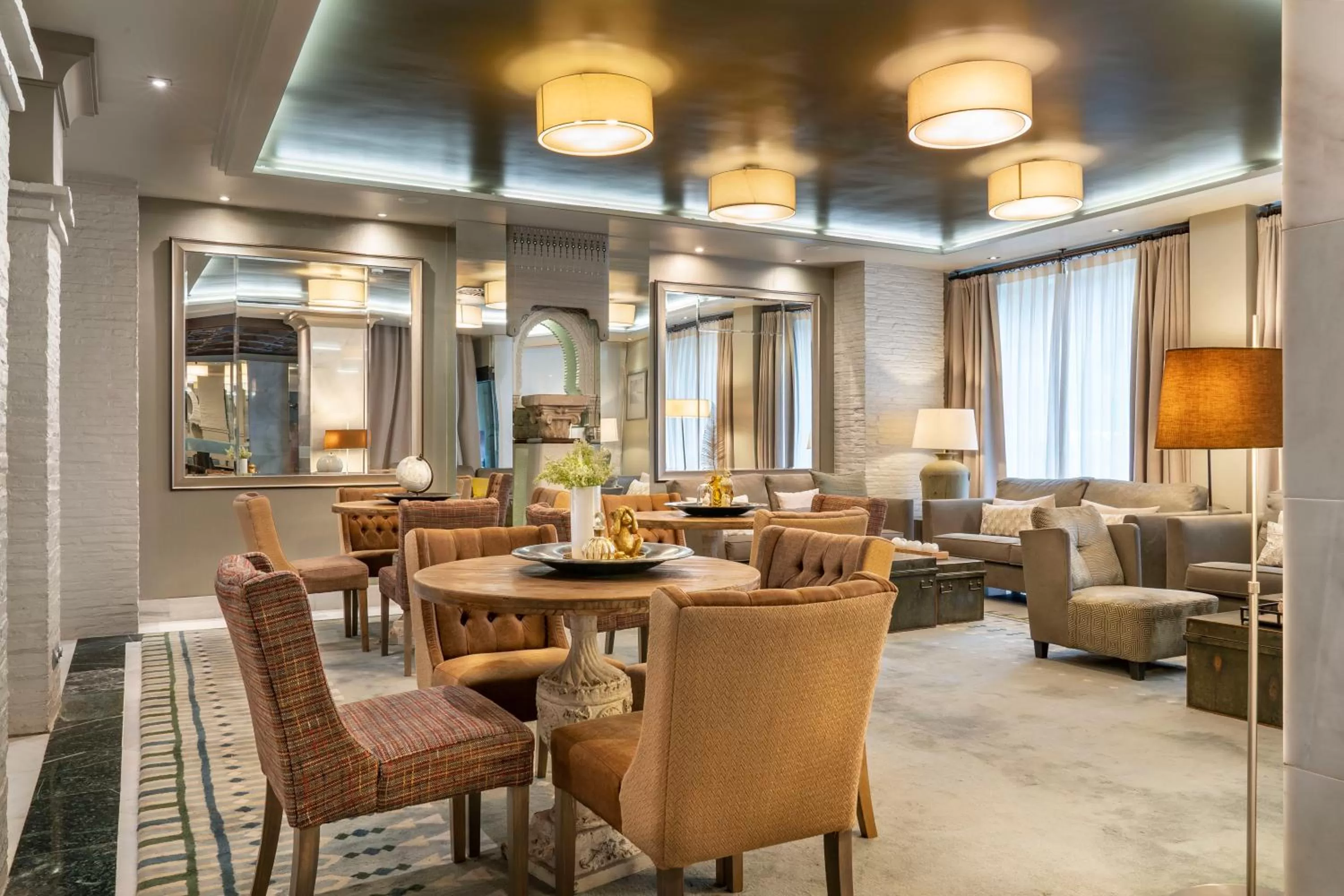 Communal lounge/ TV room in Vincci Albayzin