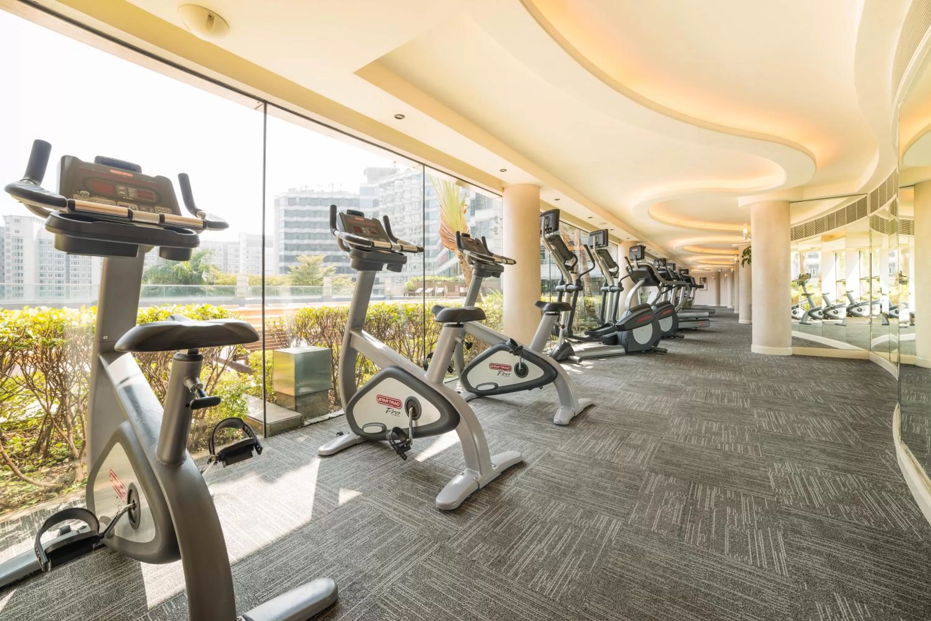 Fitness centre/facilities in Harbour Plaza Metropolis