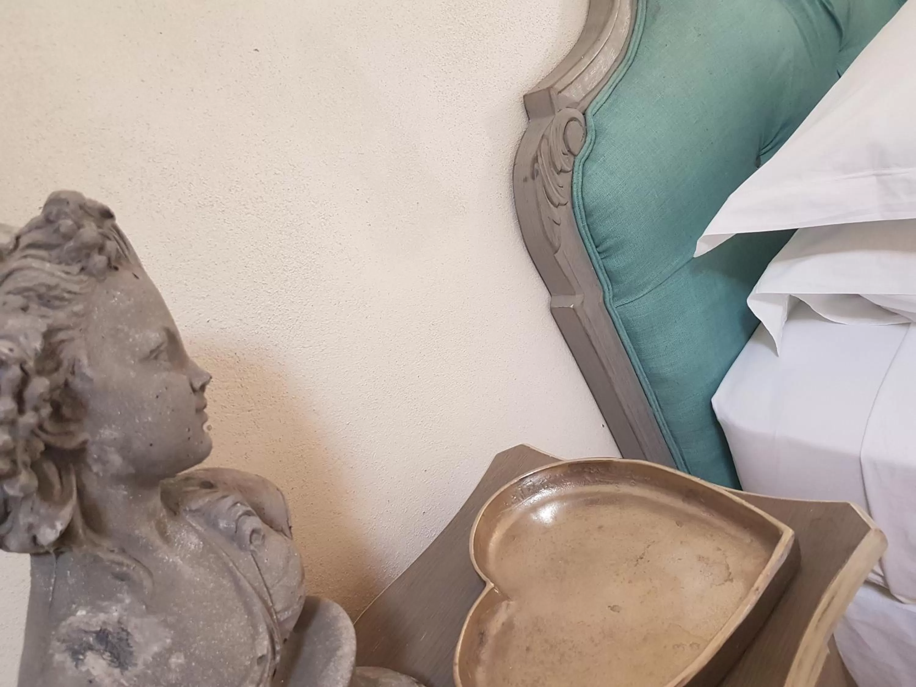 Decorative detail, Bed in Le Domaine Saint Martin