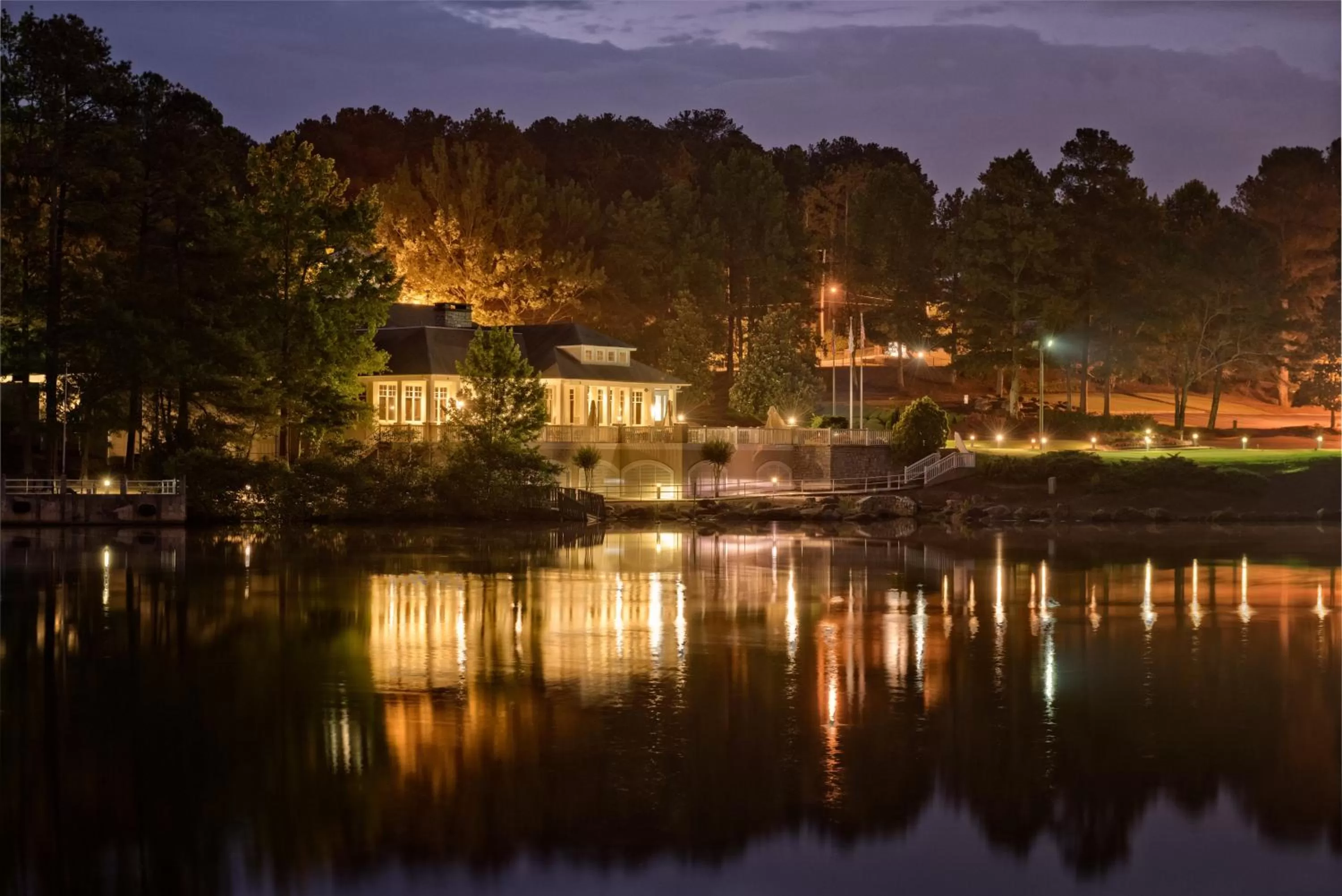 Restaurant/places to eat in Atlanta Evergreen Lakeside Resort