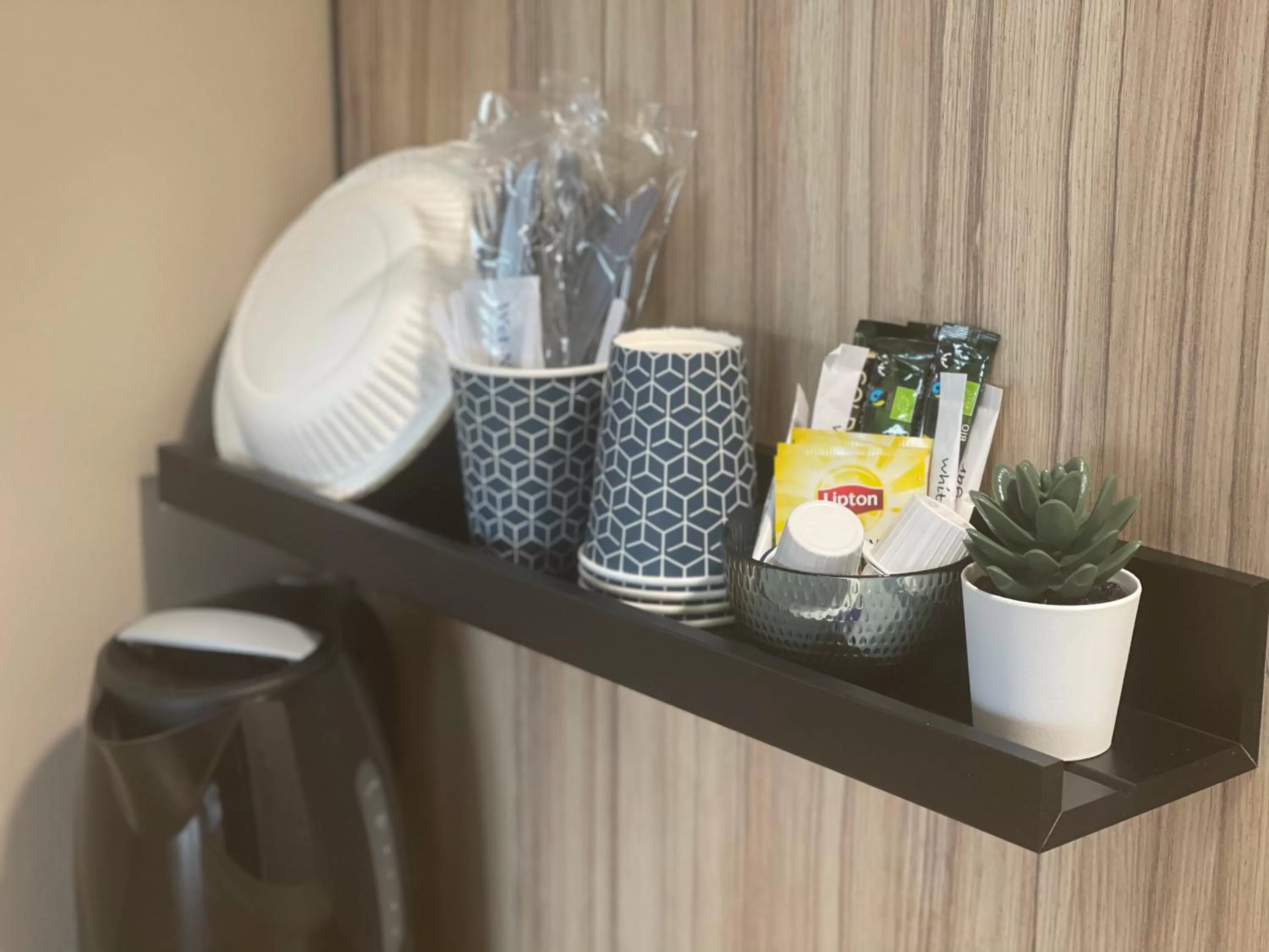 Coffee/tea facilities in Hotelli Loimu by UHANDA