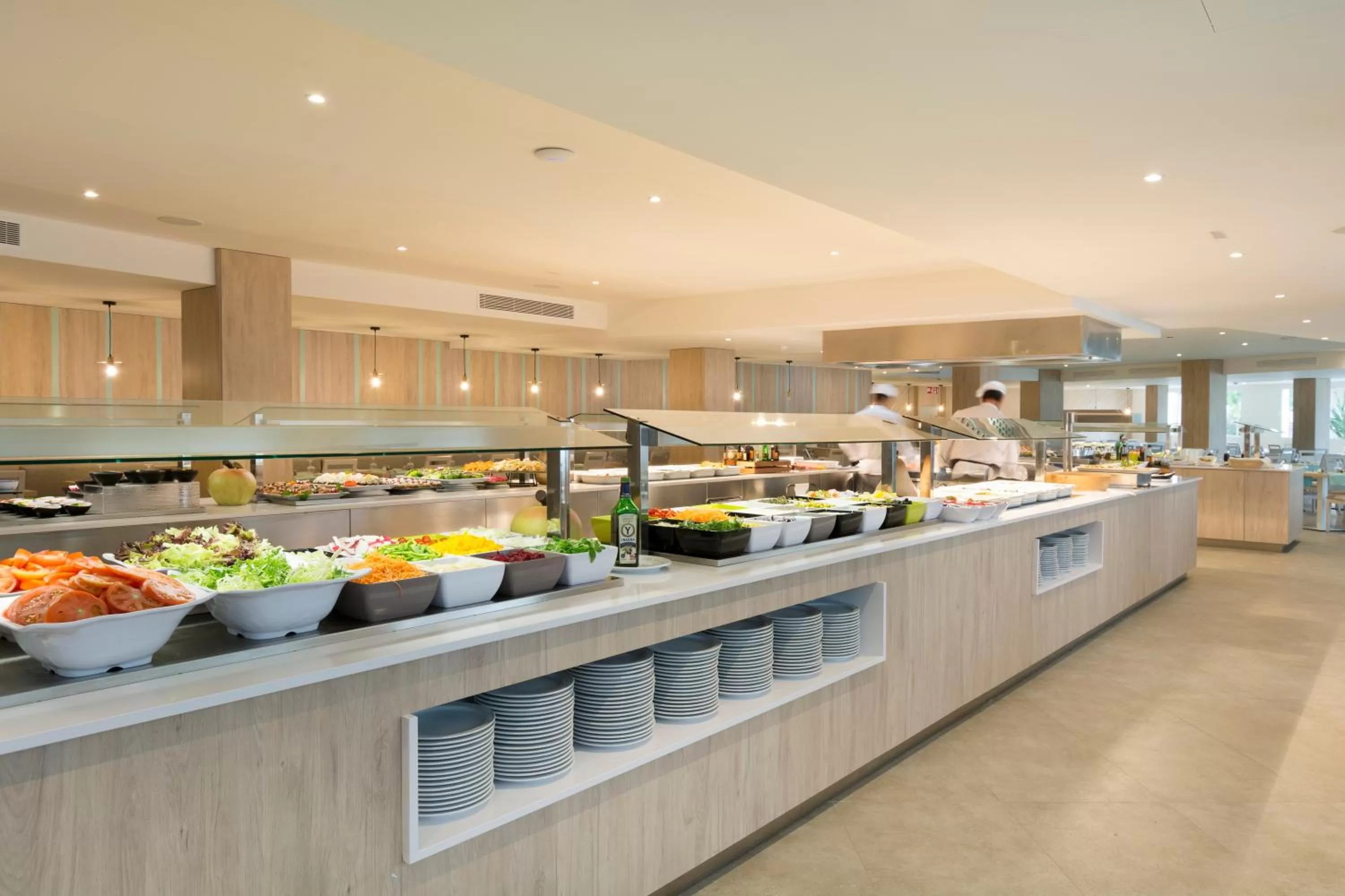 Restaurant/places to eat in HSM Linda Playa