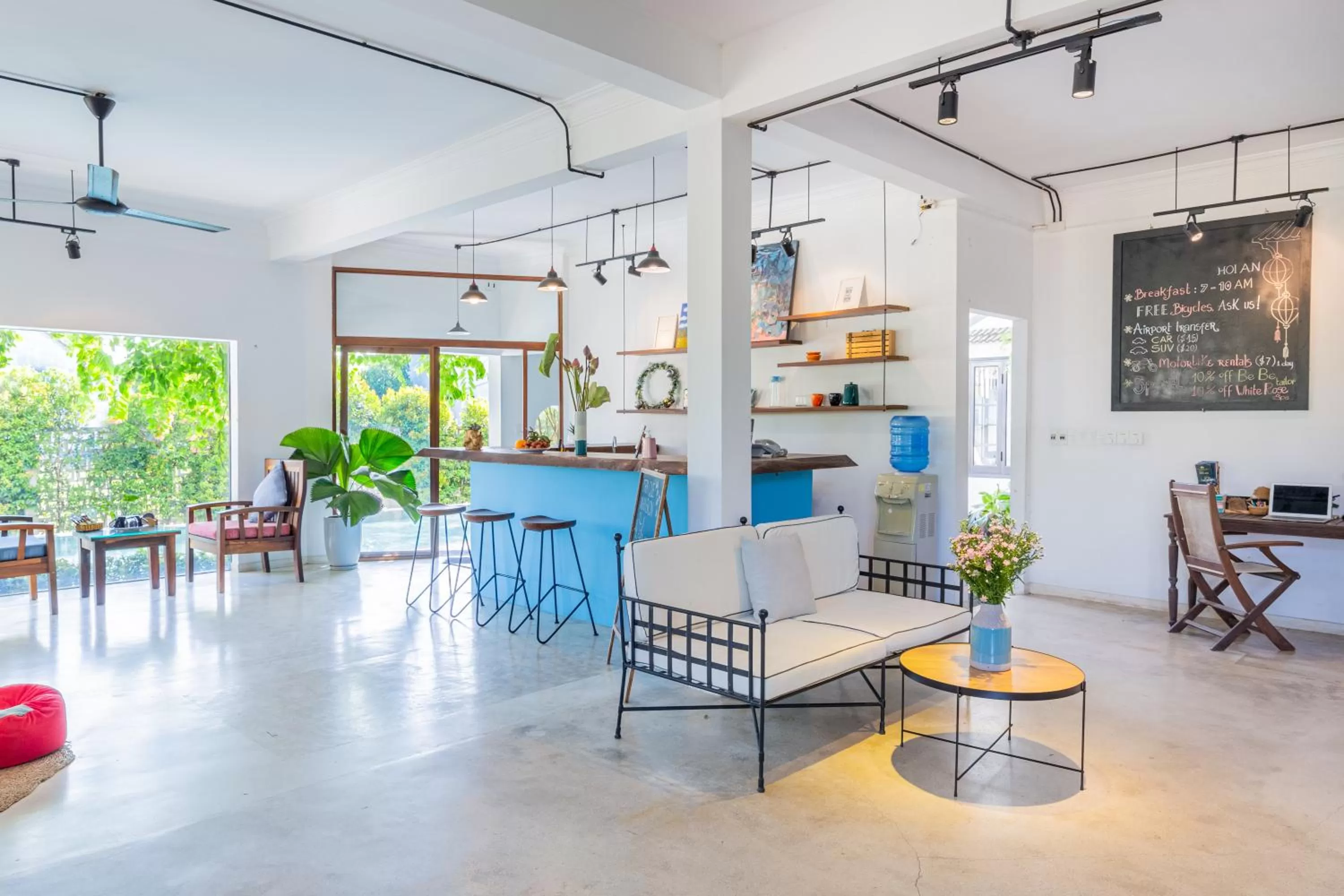 Lobby or reception in Tra Que Mansion