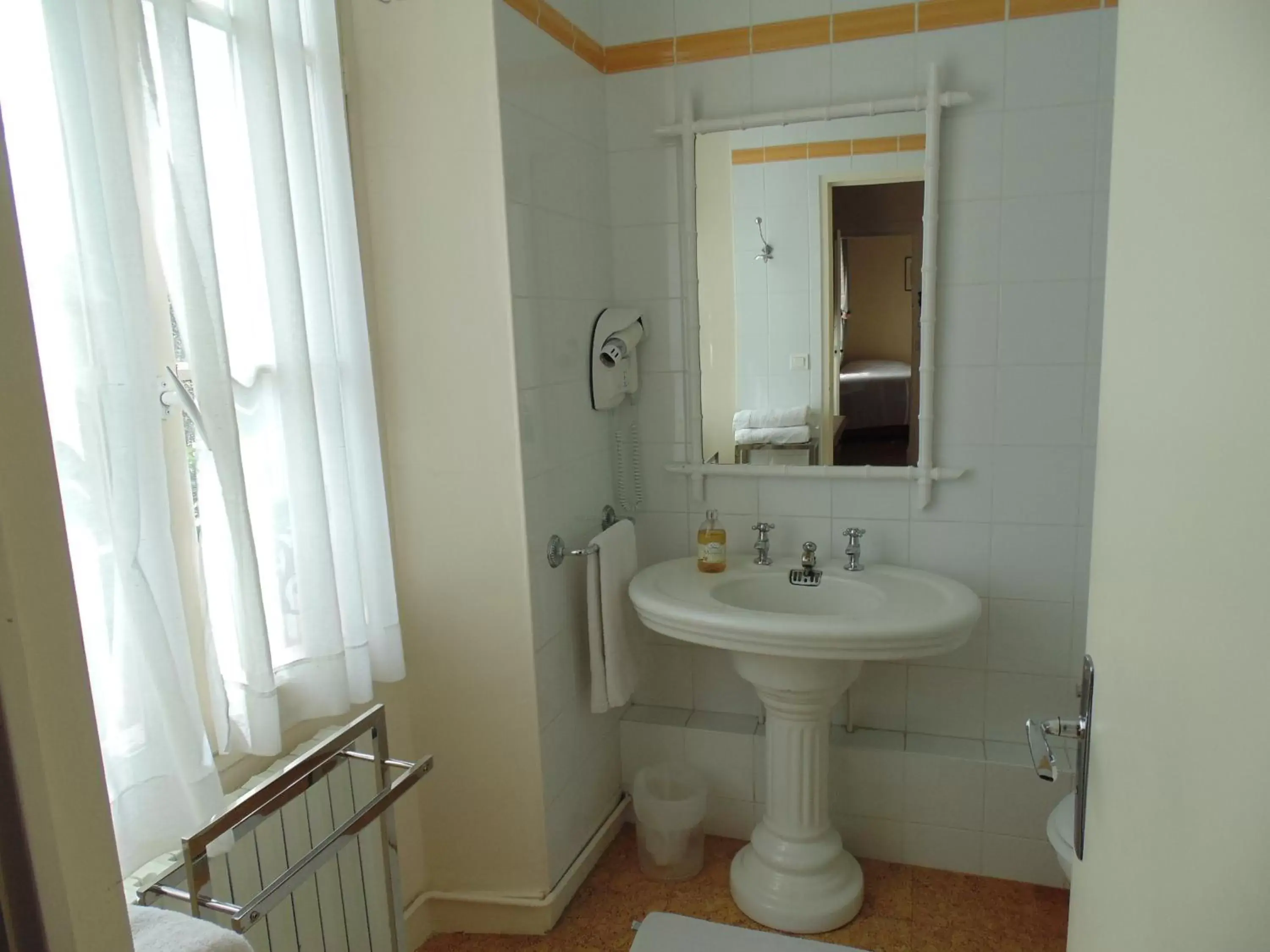 Bathroom in Clos Saint Nicolas