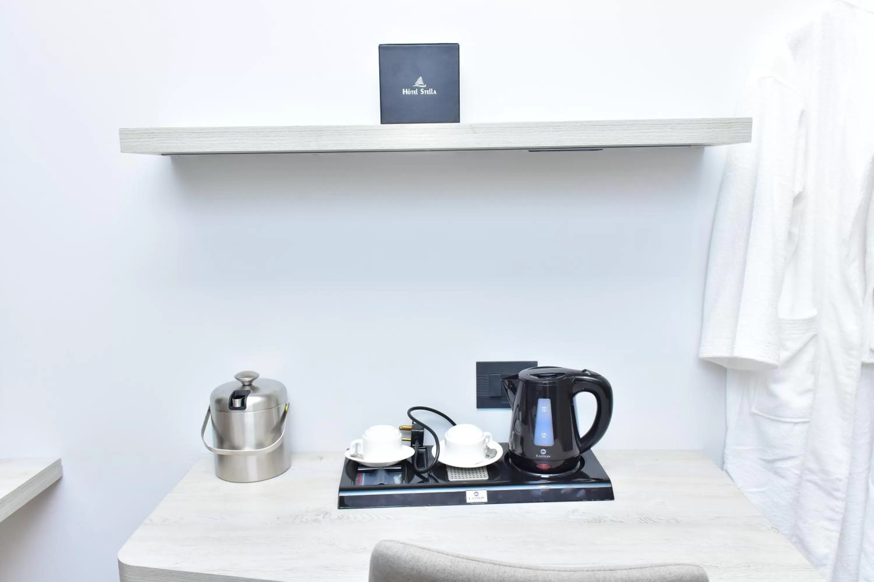 Coffee/tea facilities in Hotel Stella