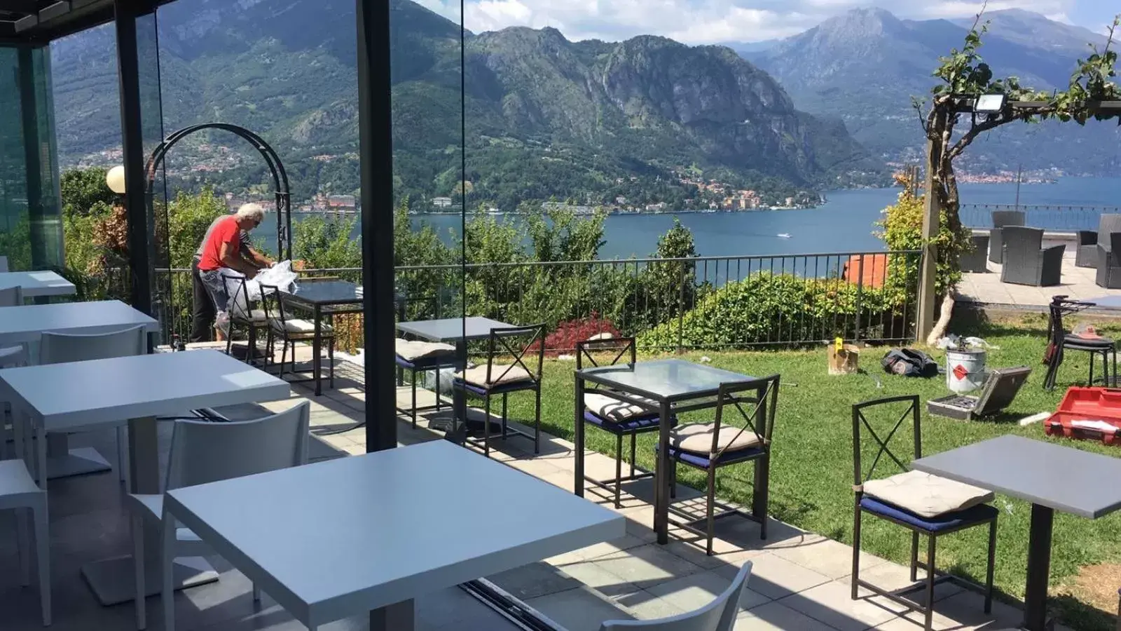 Restaurant/Places to Eat in Hotel Il Perlo Panorama