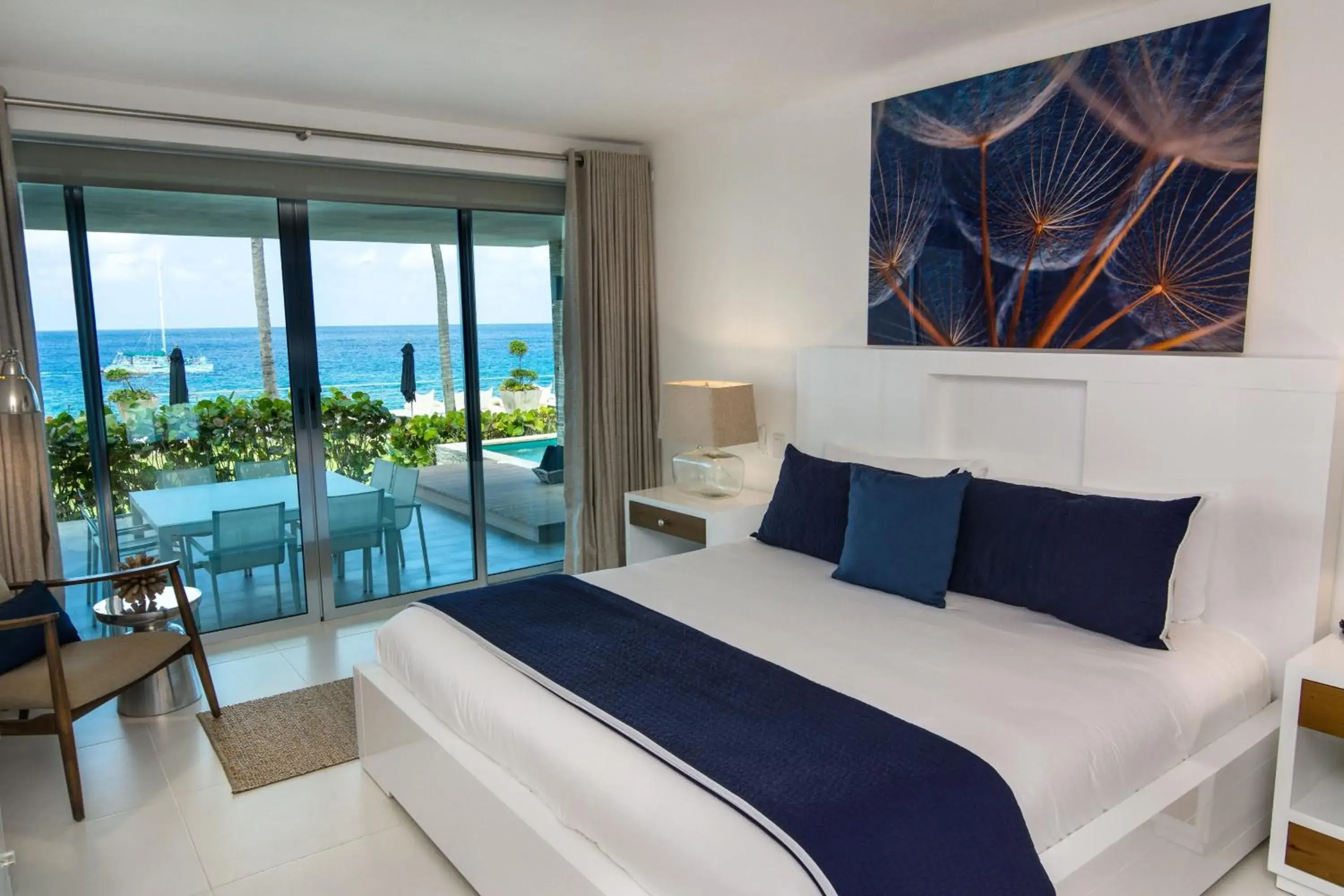 Bedroom, Bed in The Ocean Club, a Luxury Collection Resort, Costa Norte