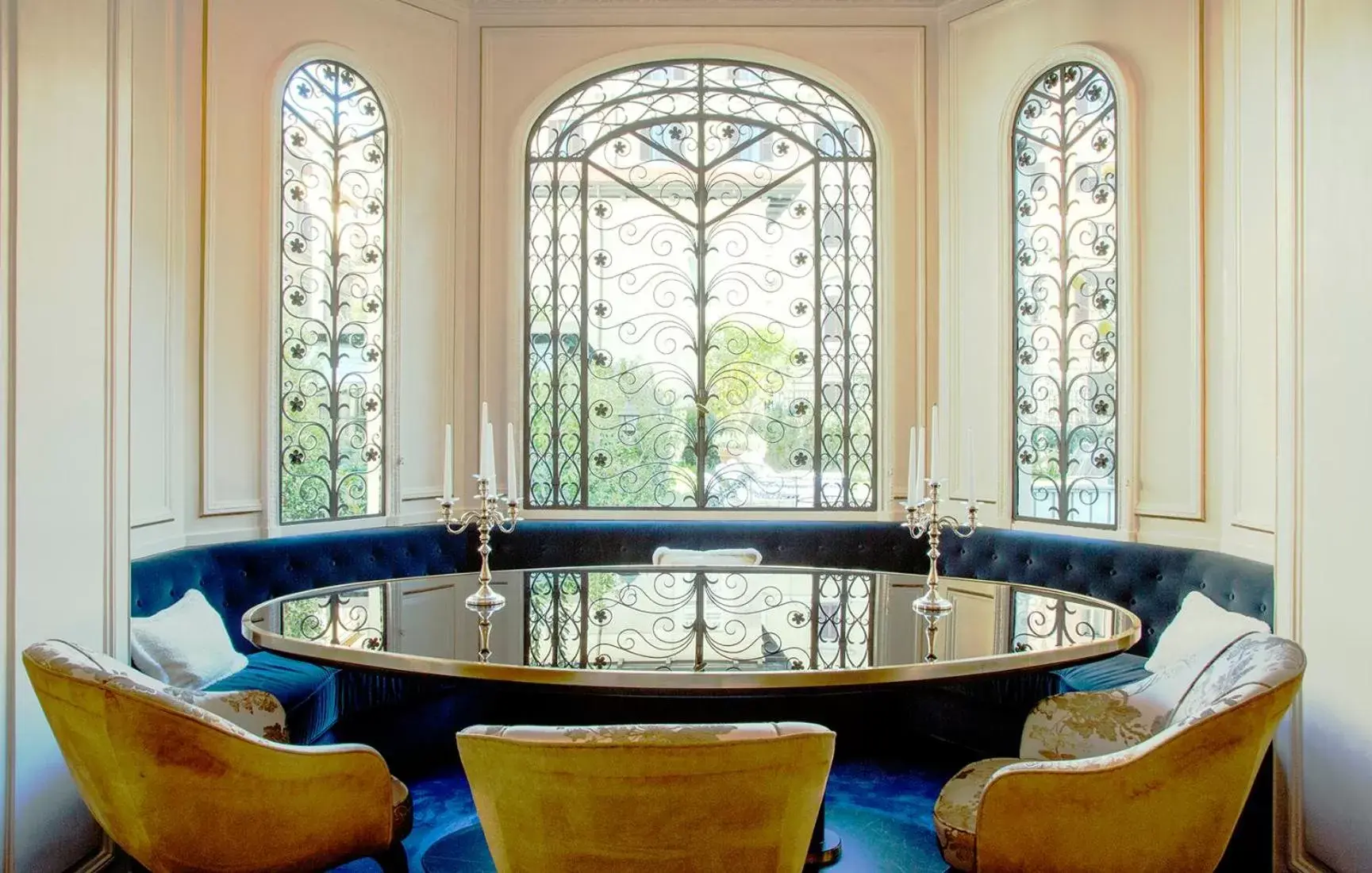 Lounge or bar in Palazzo Dama - Preferred Hotels & Resorts