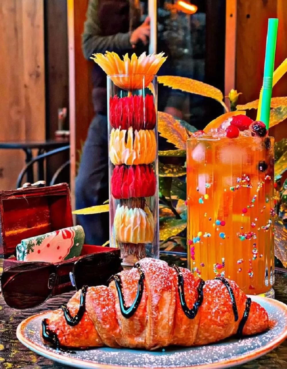 Restaurant/places to eat in Hotel Liberty Theatre