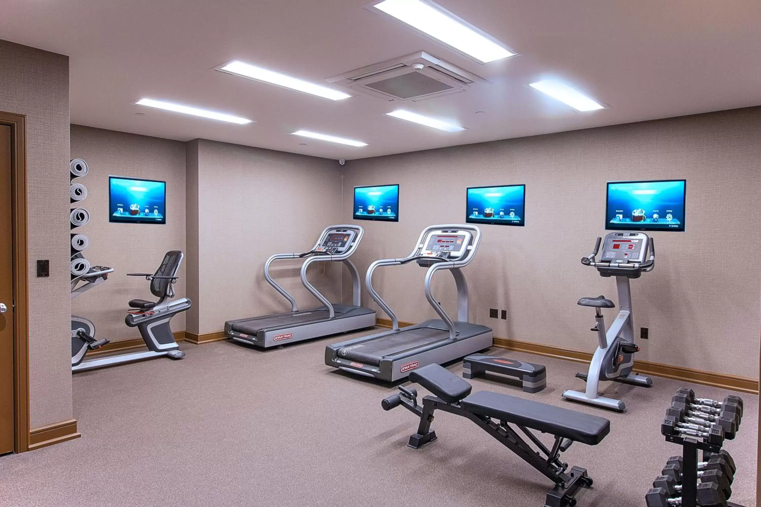 Fitness centre/facilities, Fitness Center/Facilities in Opera House Hotel