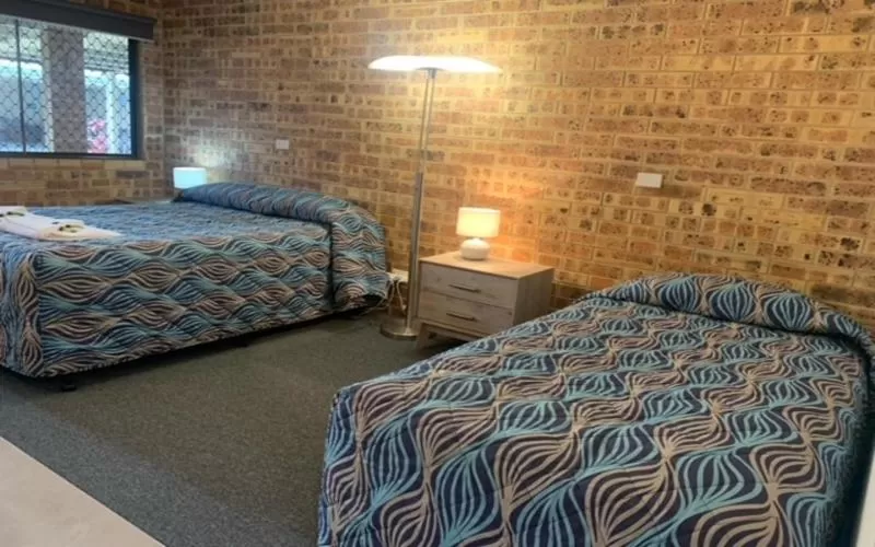 Bed in Golden Beach Motor Inn, Caloundra