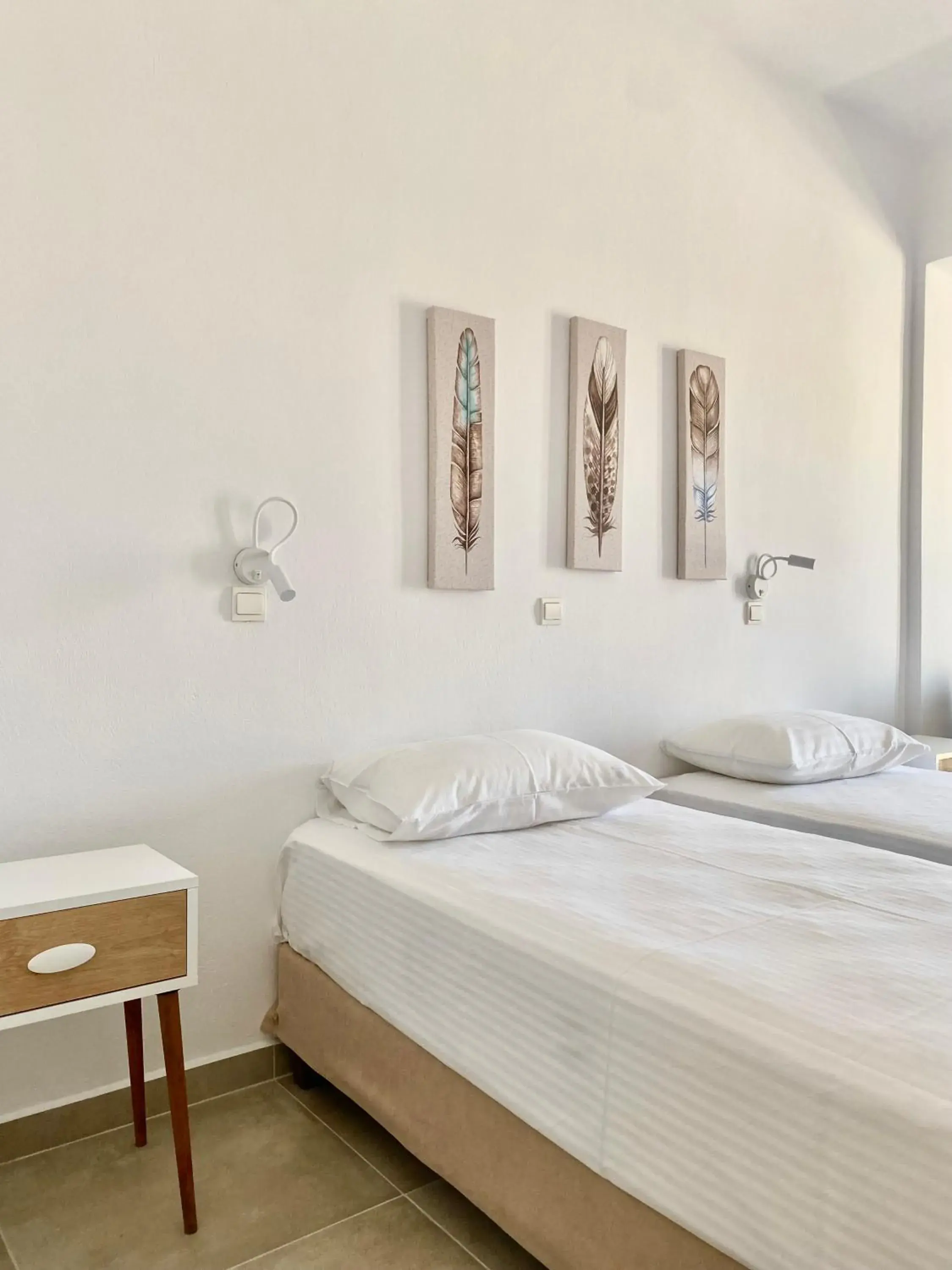 Bedroom, Bed in Fikas Hotel
