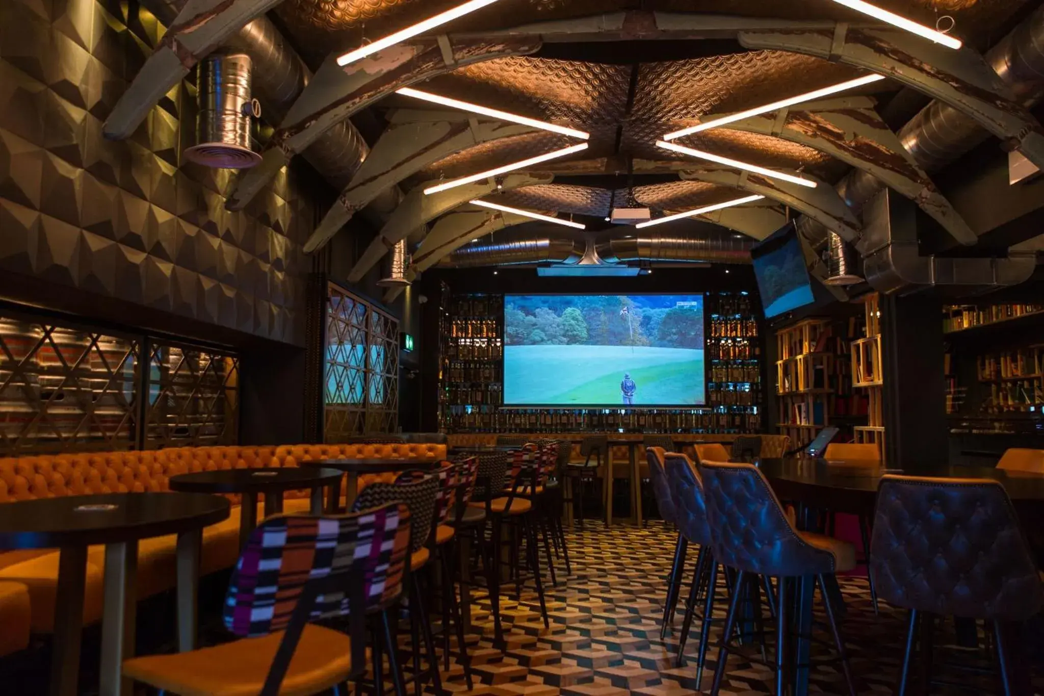 Lounge or bar in Bonnington Hotel & Leisure Centre Lounge or bar in Bonnington Hotel & Leisure Centre