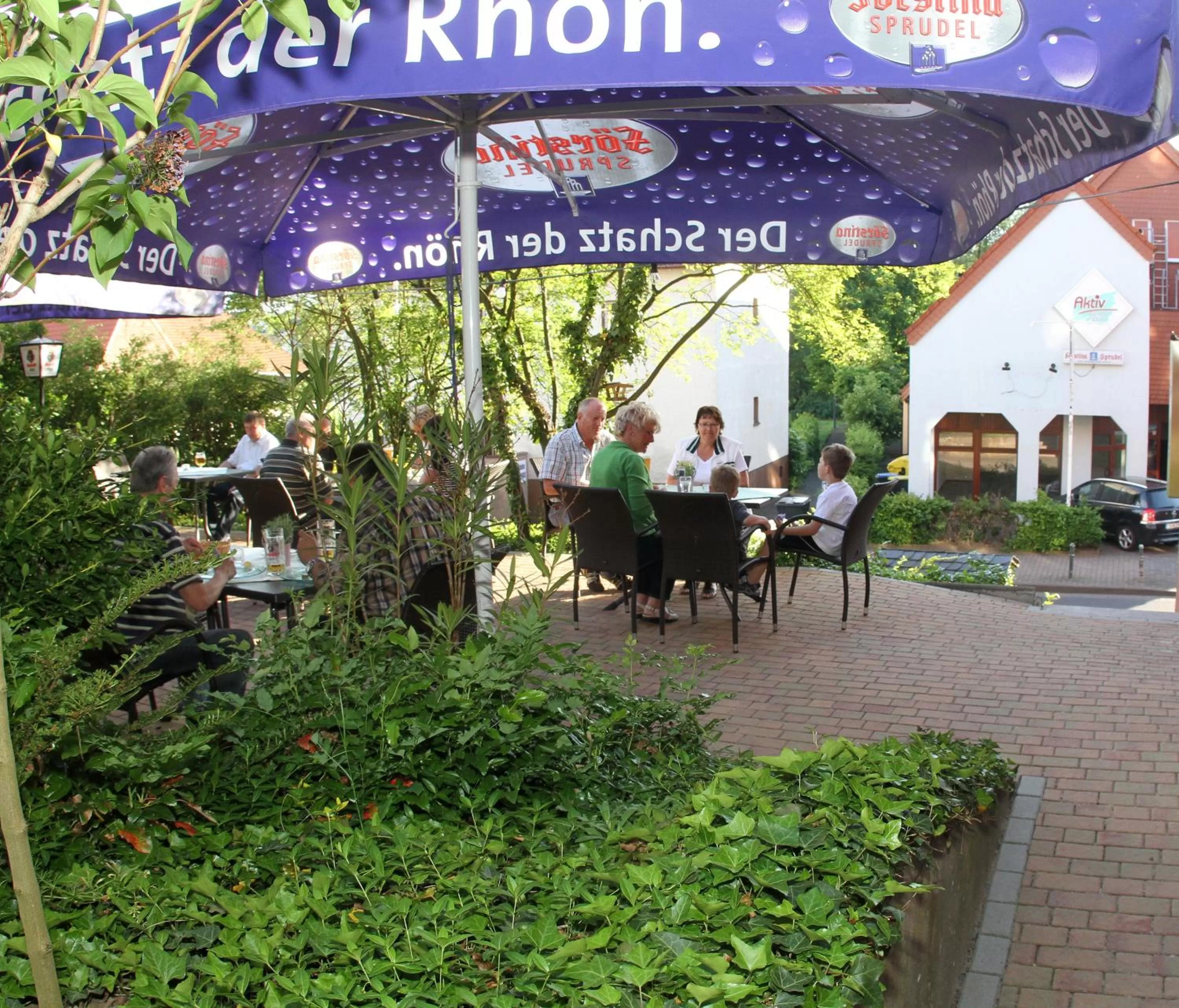 People in Frühstückshotel Landgasthof Kramer