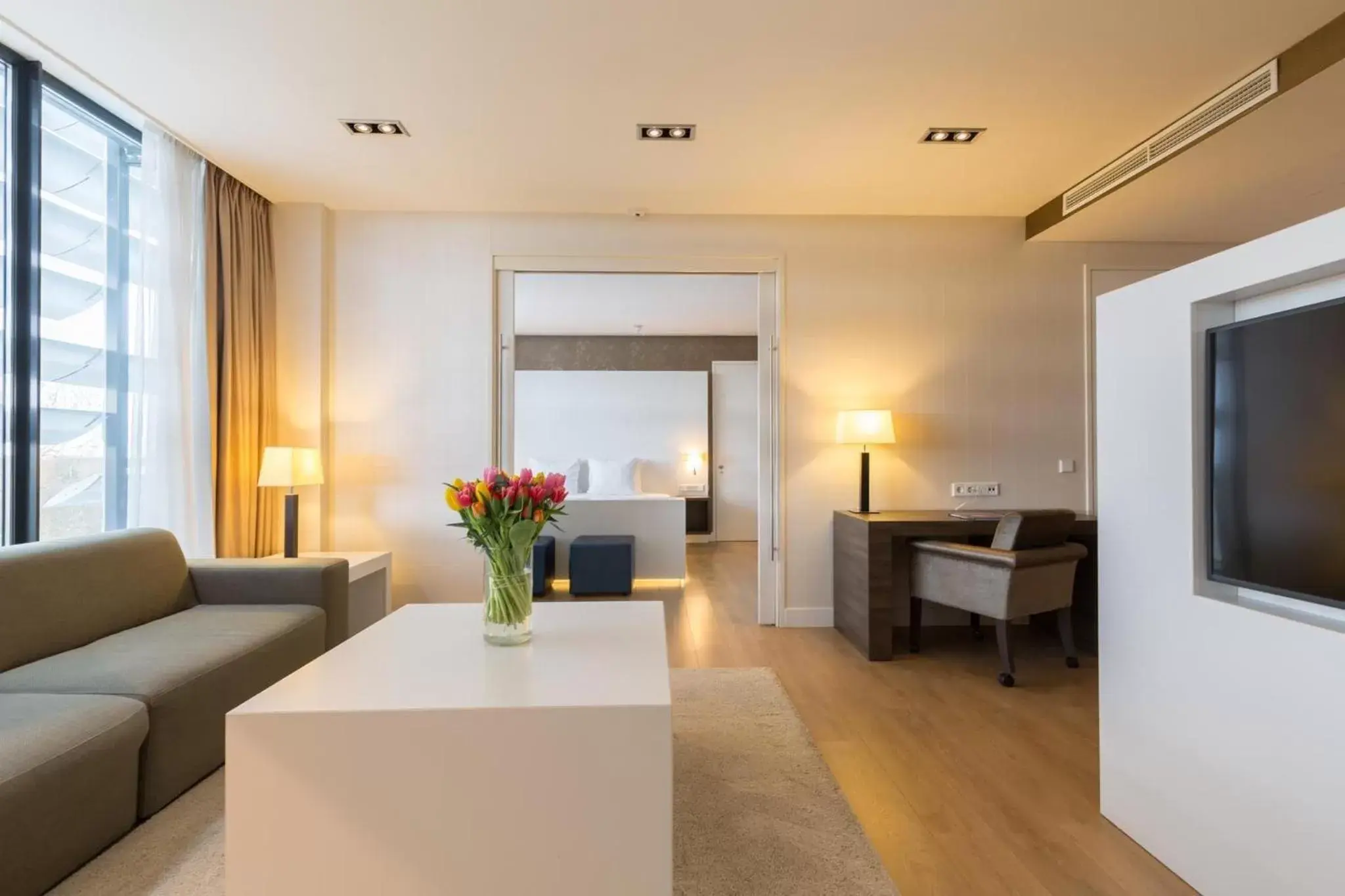Photo of the whole room, Seating Area in Leonardo Royal Hotel Den Haag Promenade