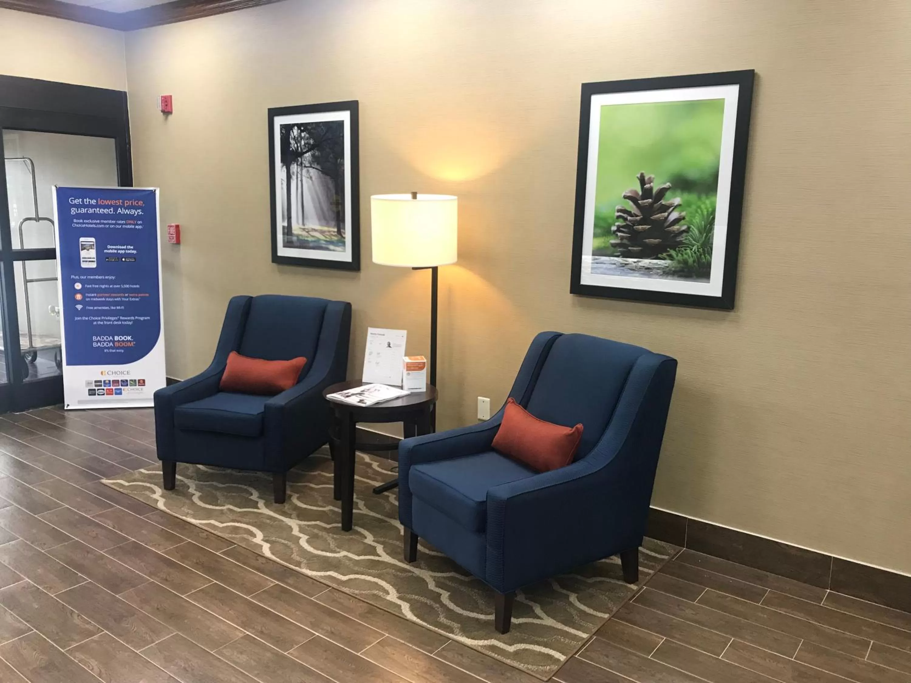 Seating area in Comfort Inn Pinehurst - Southern Pines