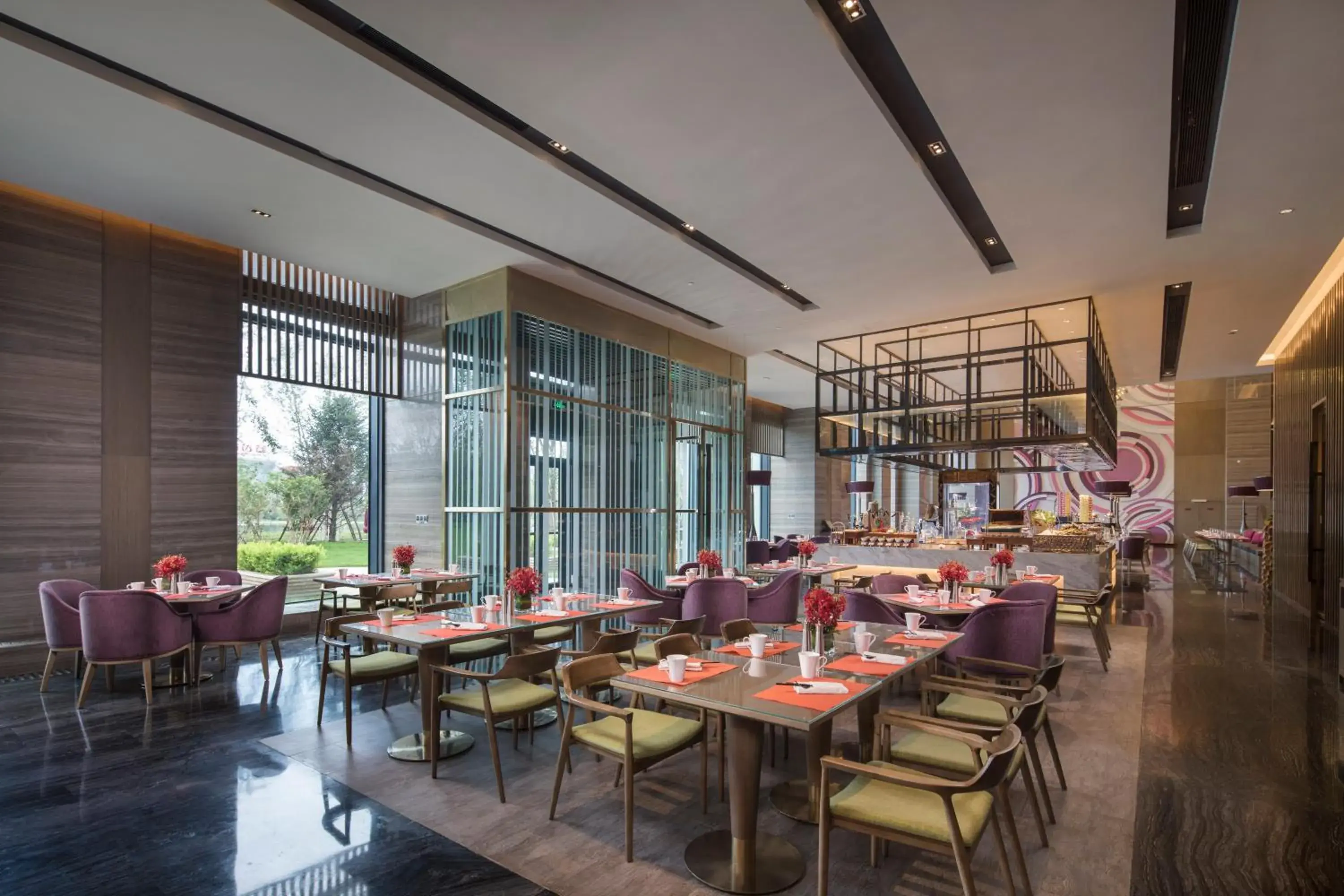 Restaurant/Places to Eat in Crowne Plaza Harbin Songbei, an IHG Hotel