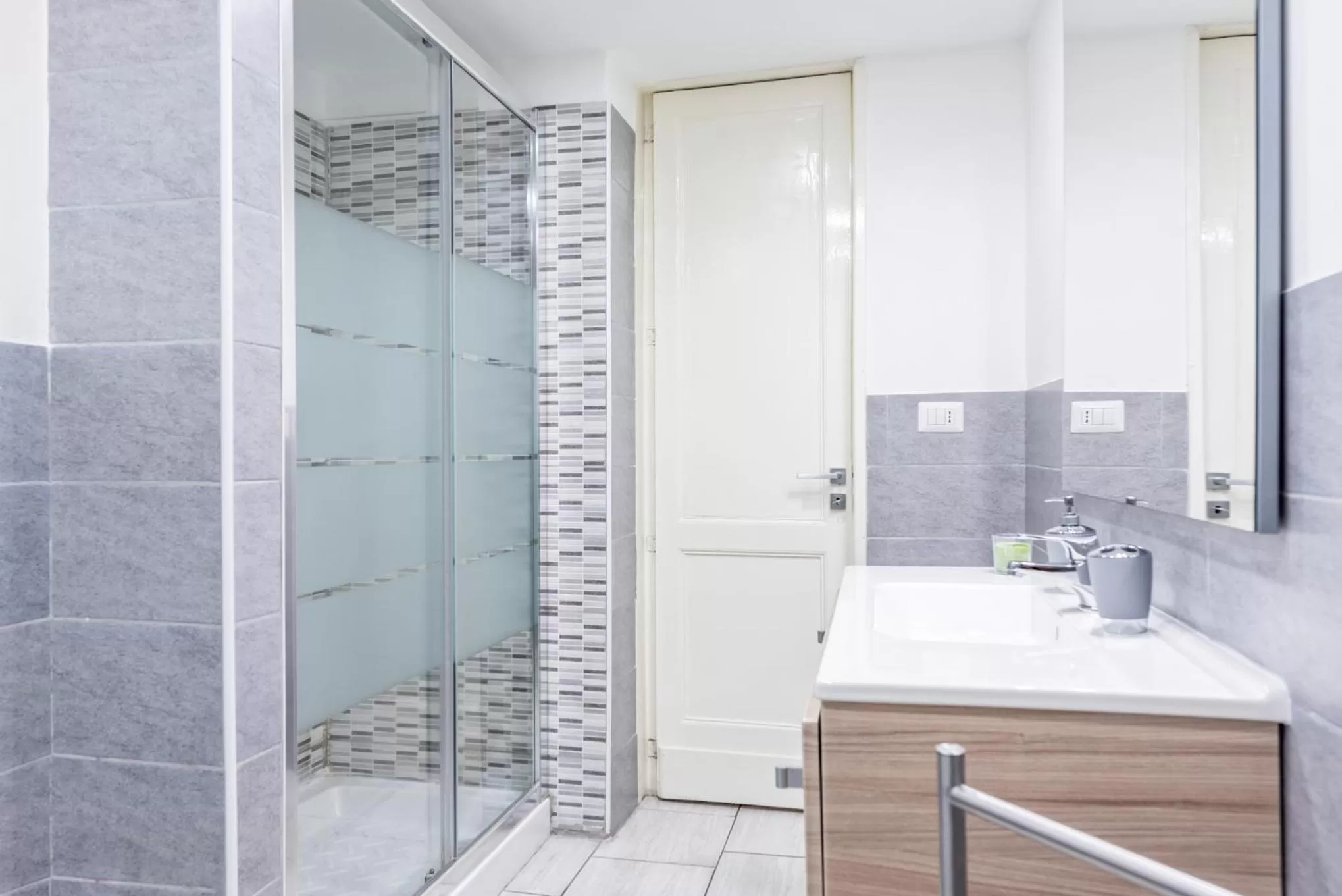 Shower in Giro nel mondo