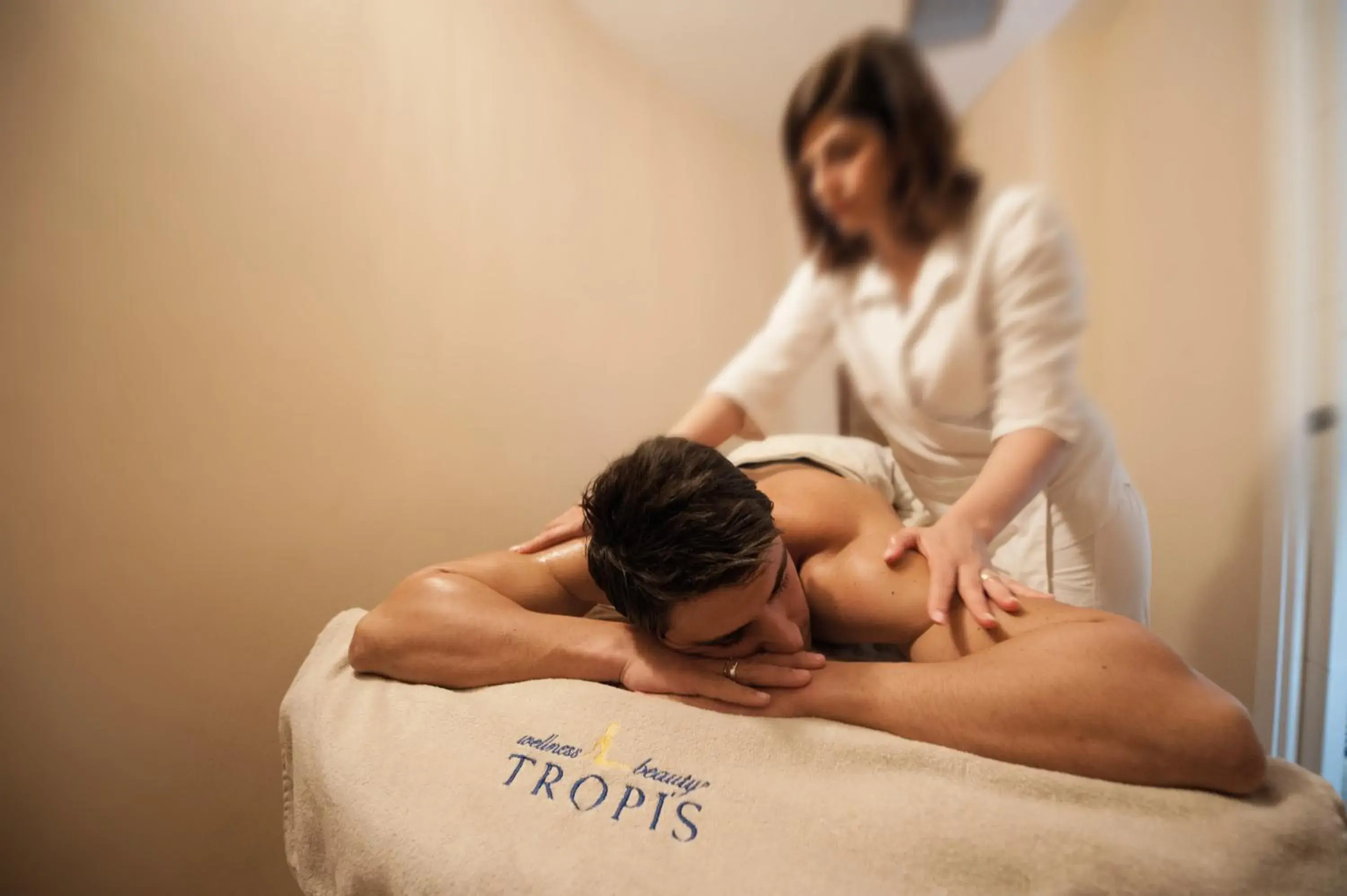 Massage in Hotel Tropis