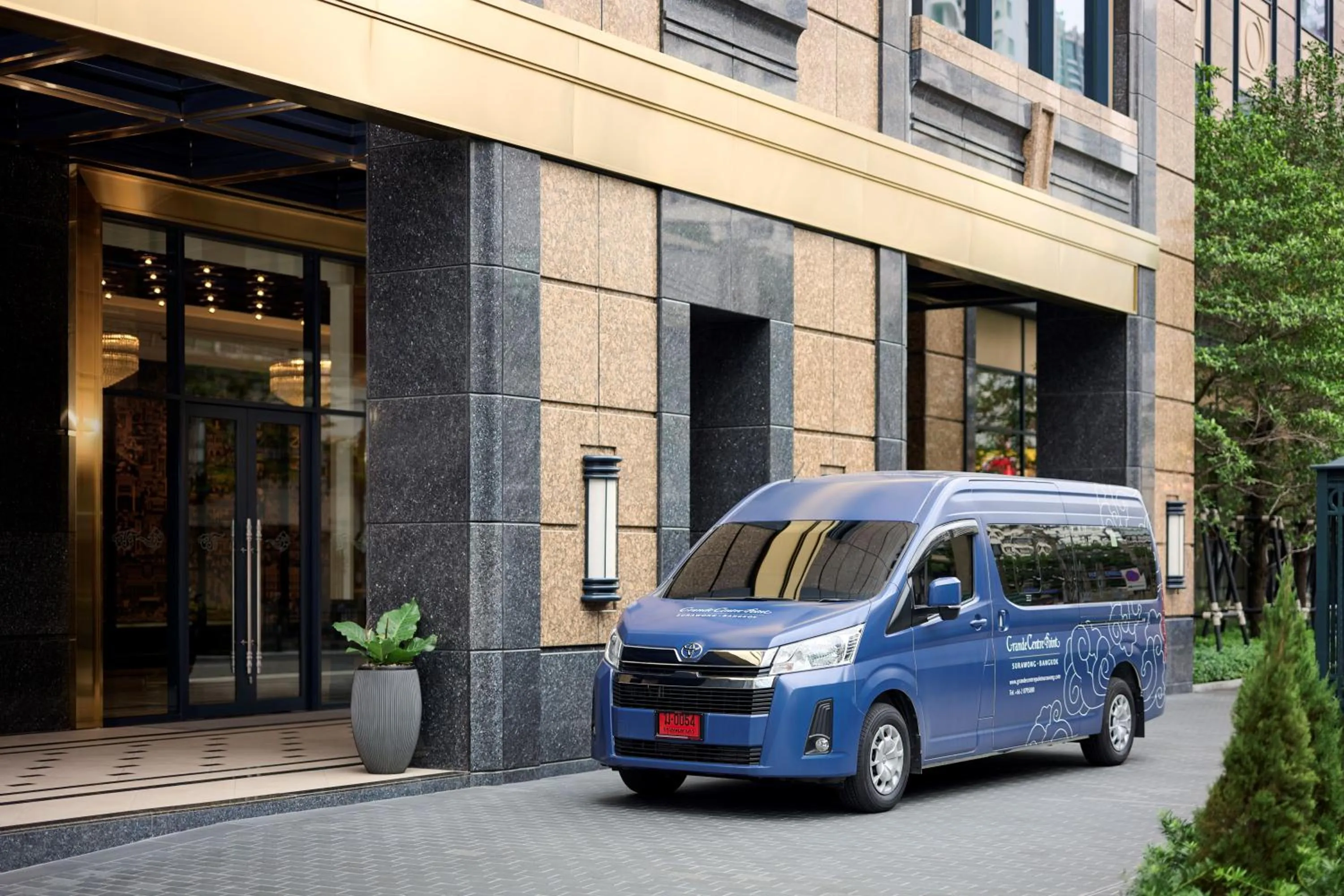 shuttle in Grande Centre Point Surawong Bangkok