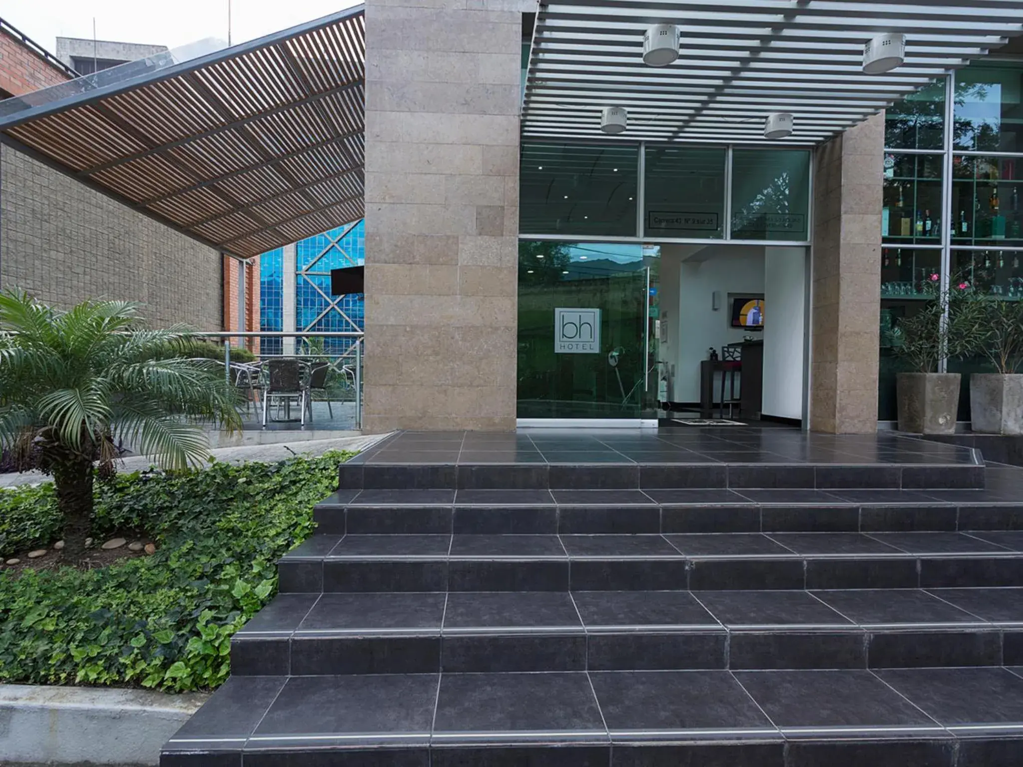 Floor plan, Facade/Entrance in Hotel bh El Poblado