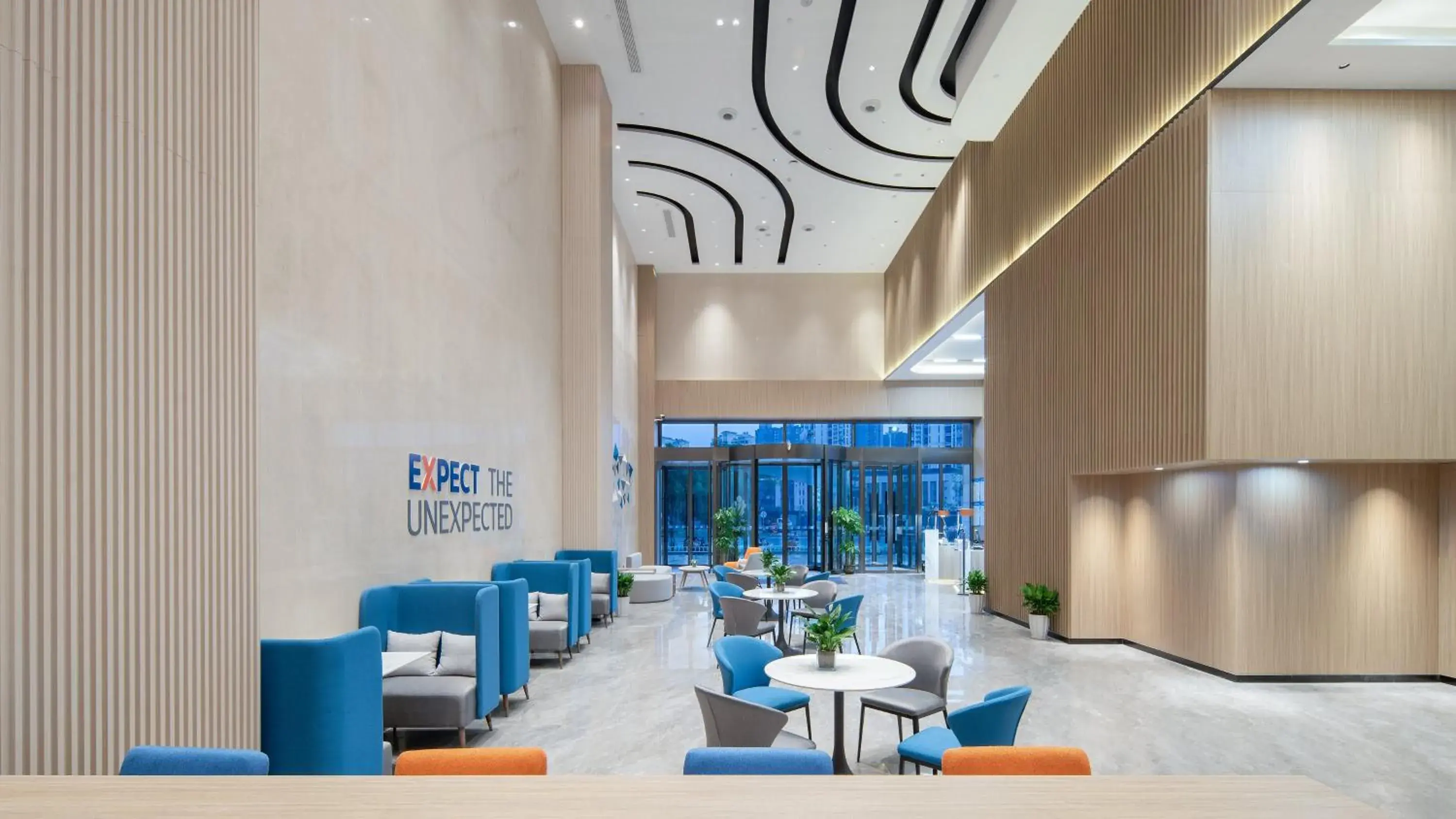 Property building, Restaurant/Places to Eat in Holiday Inn Express Nanchang Qingshan Lake View, an IHG Hotel