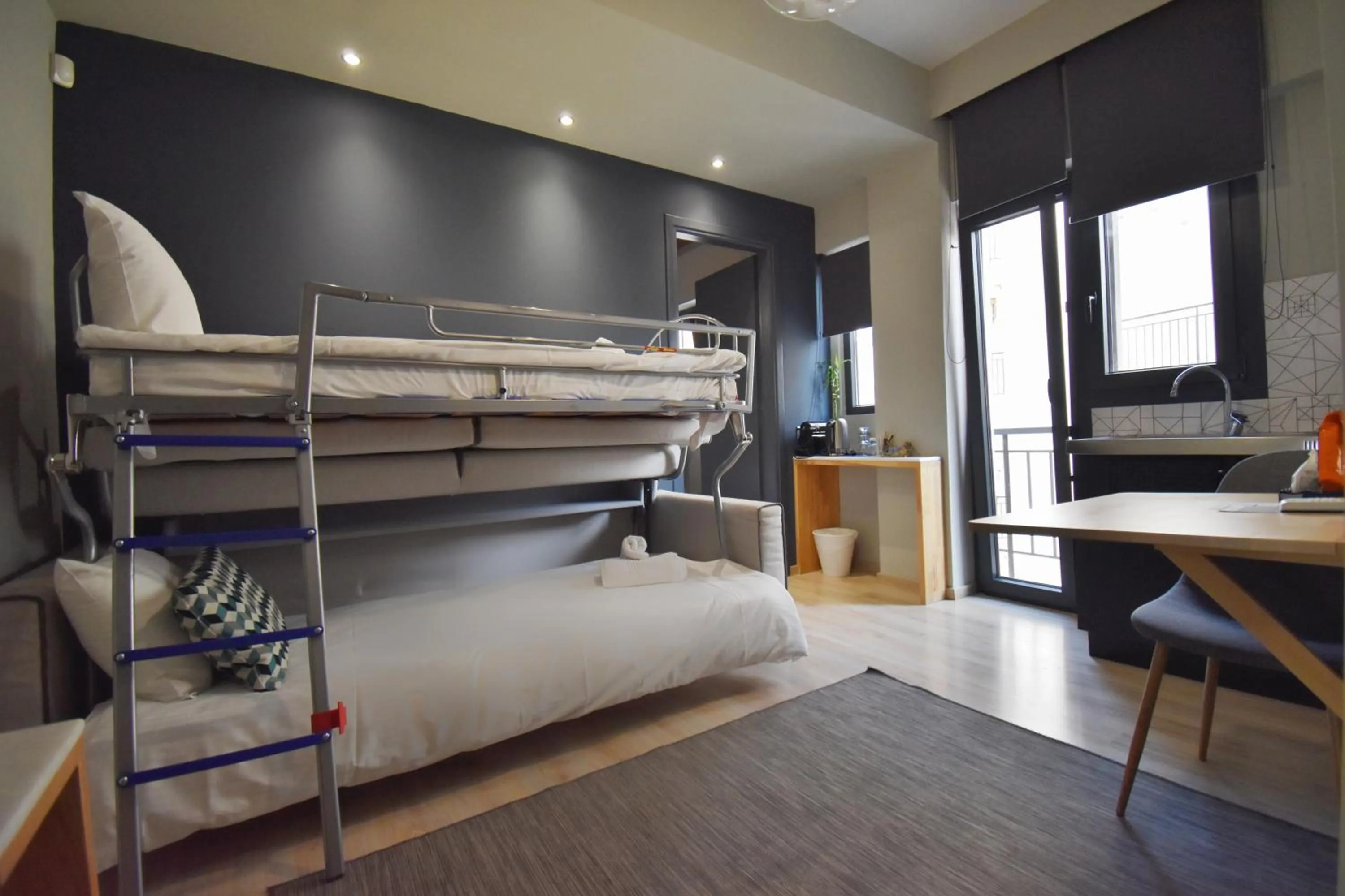 bunk bed, Bed in Be My Guest Athens