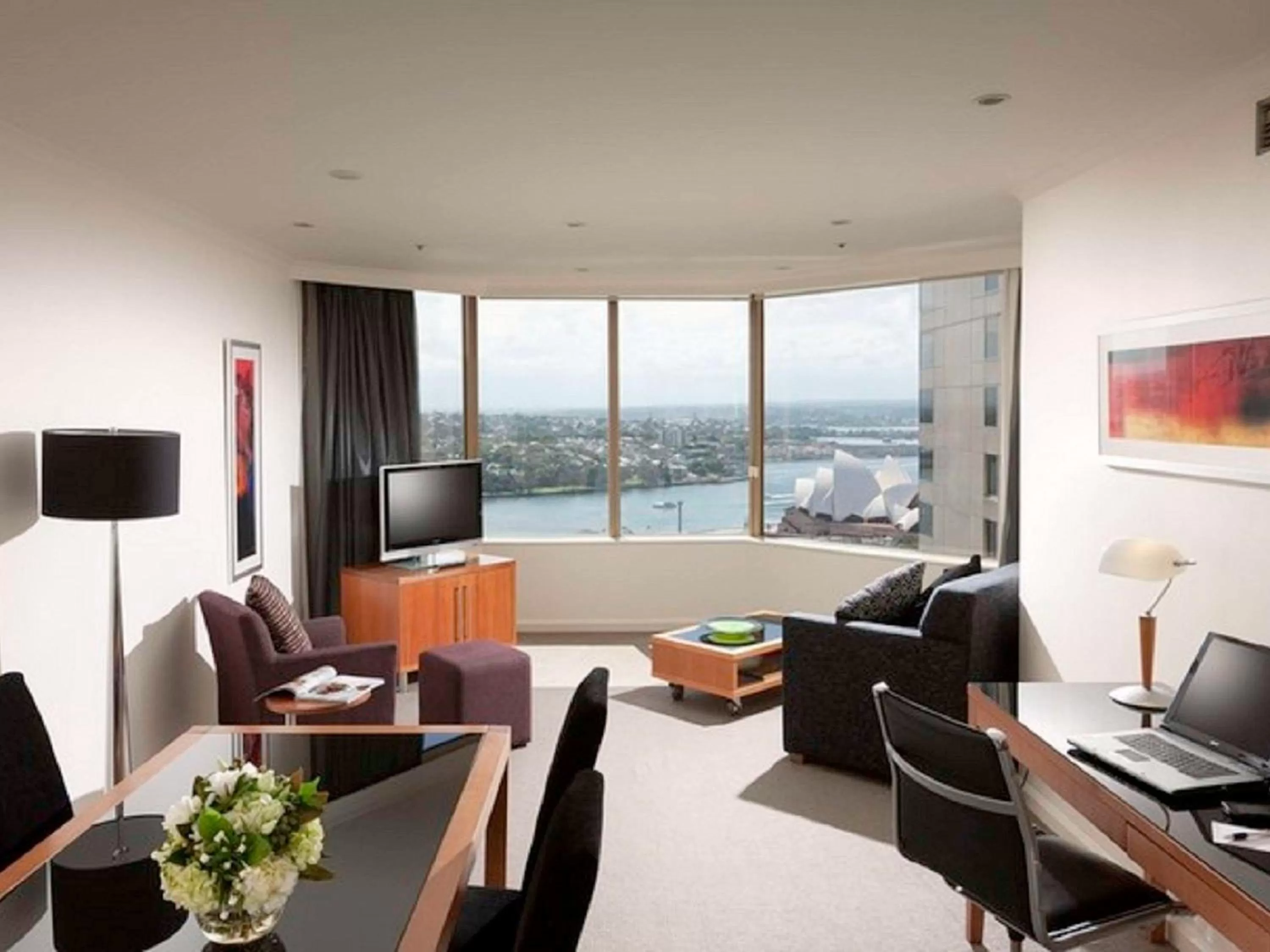 One-Bedroom Apartment with Harbor Bridge View in The Sebel Quay West Suites Sydney