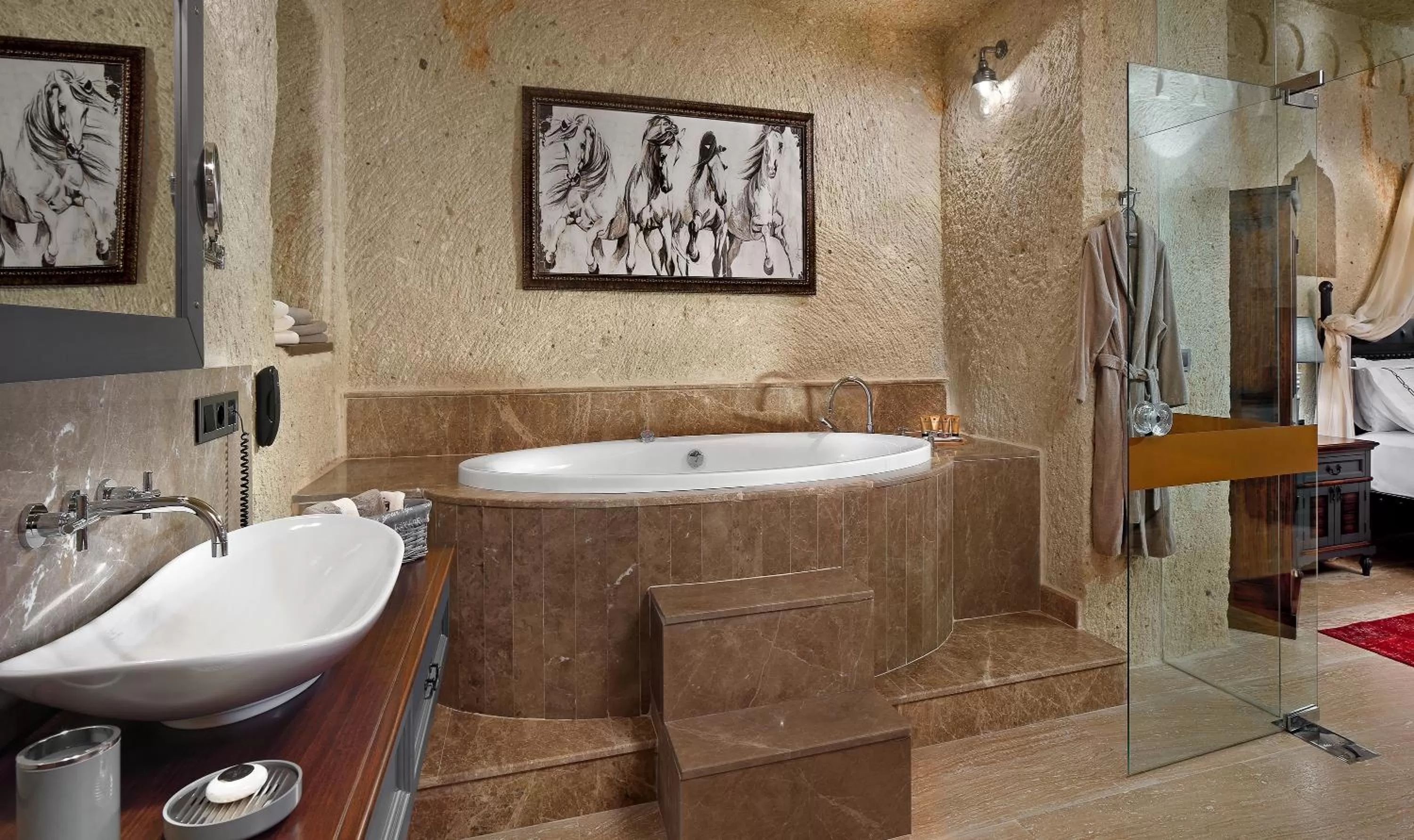 Shower in Seraphim Cave Suites & SPA