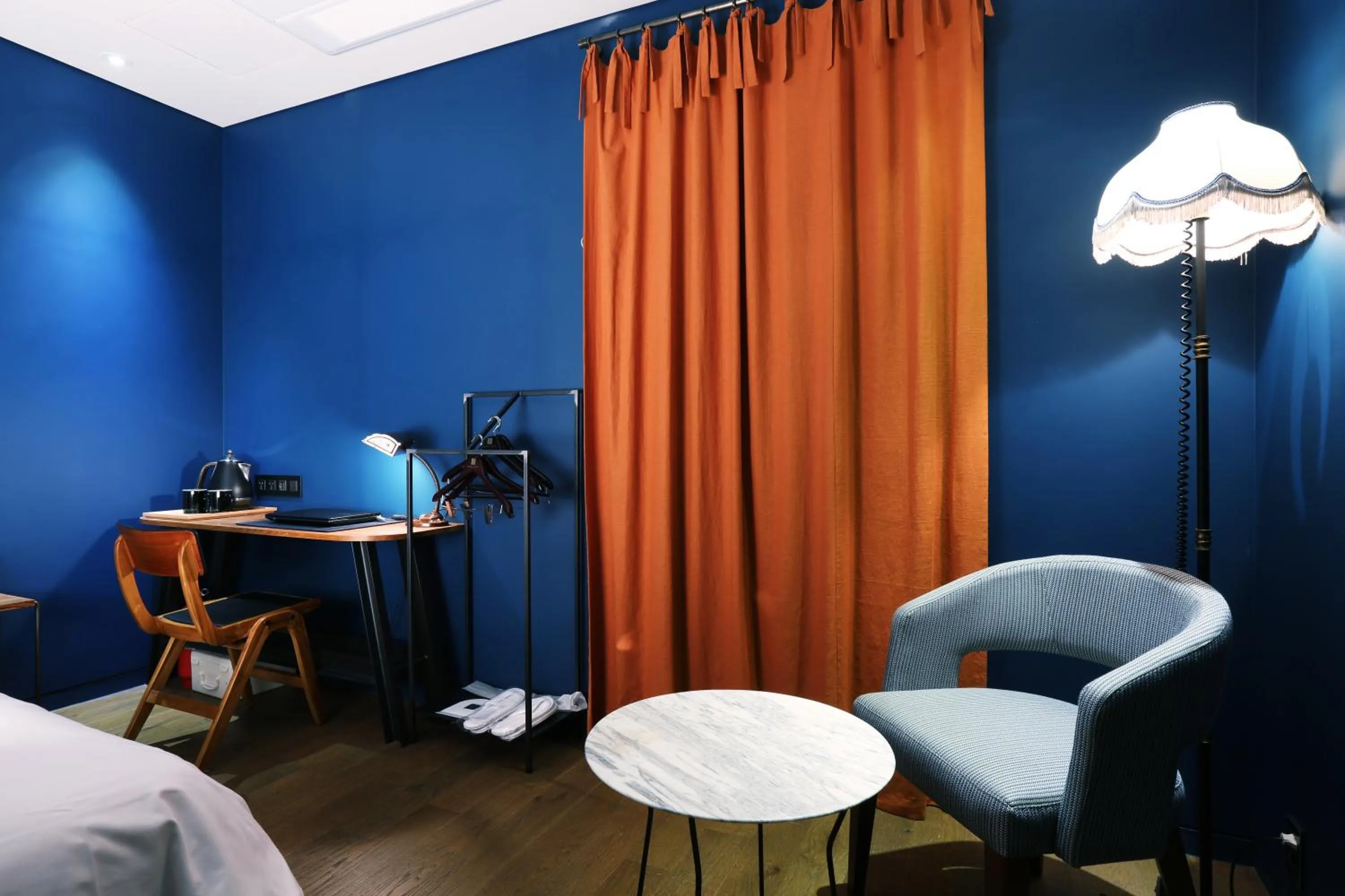 Seating area, Bed in Boutique Hotel Loft