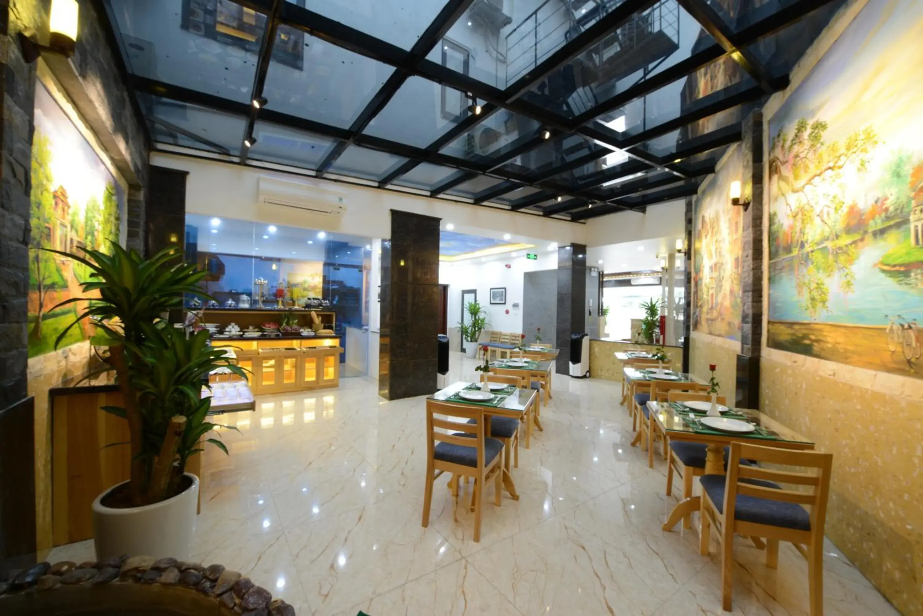 Restaurant/Places to Eat in Blue Hanoi Inn City Hotel