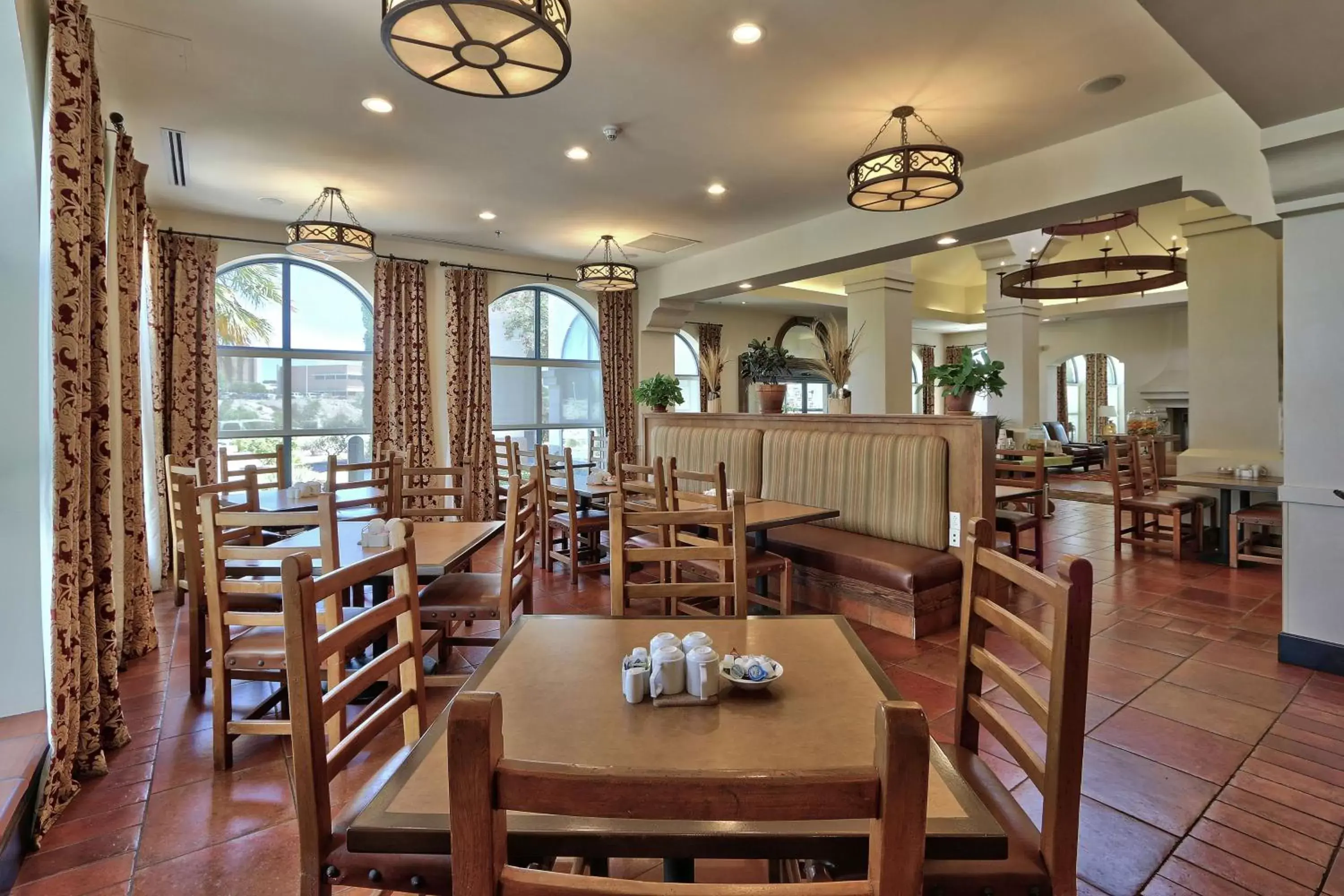 Property building, Restaurant/Places to Eat in Hilton Garden Inn Las Cruces