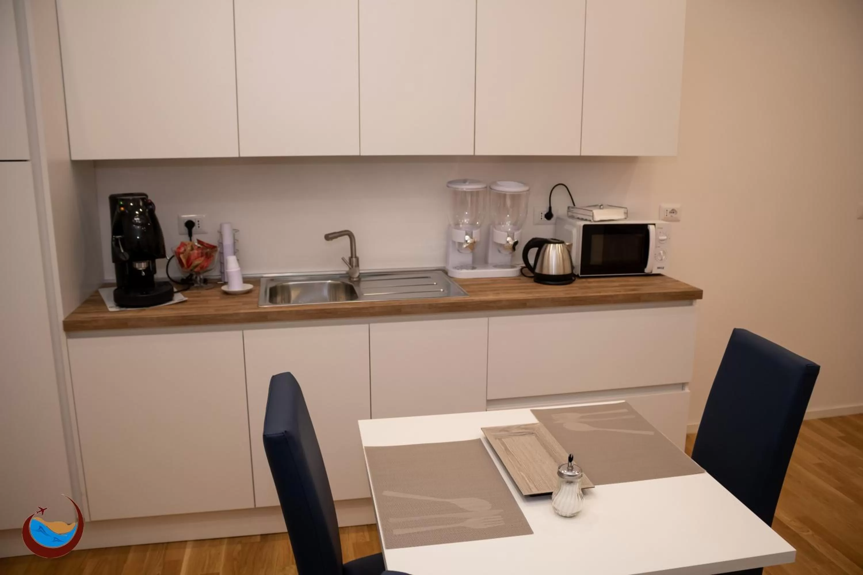 Coffee/tea facilities, Kitchen/Kitchenette in Beauty House Via Veneto