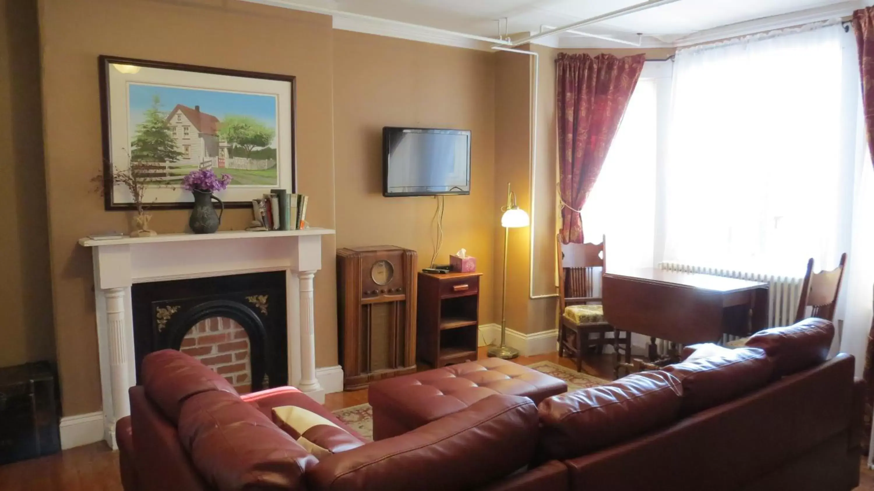 Seating Area in The Roses Heritage Inn