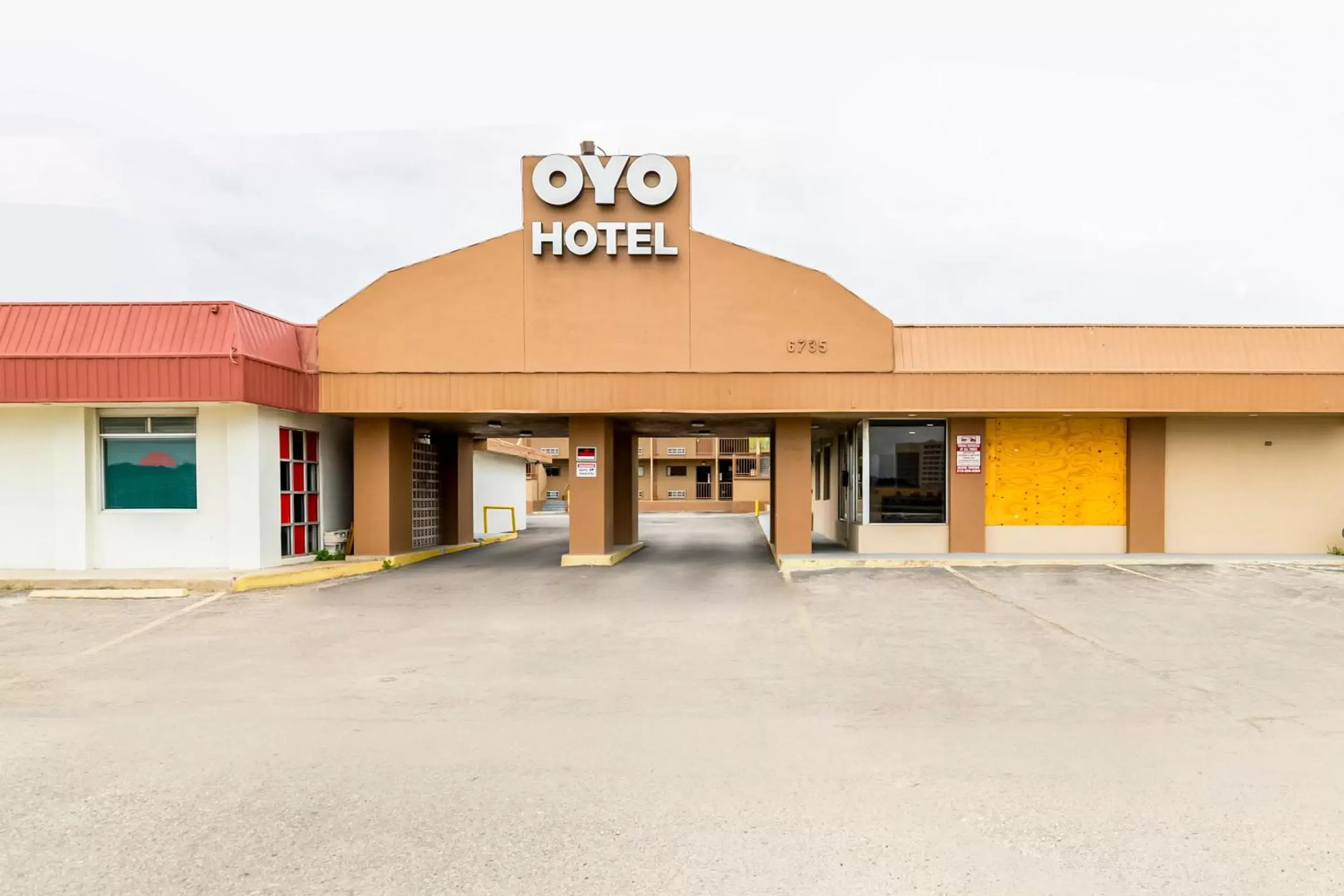 Facade/entrance, Property Building in Oyo Hotel San Antonio Lackland AFB Seaworld Hwy 90 W