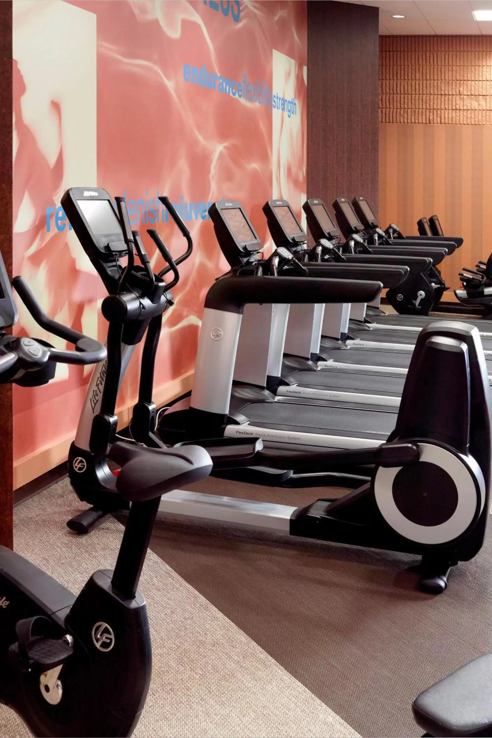 Fitness centre/facilities, Fitness Center/Facilities in Des Moines Marriott Downtown