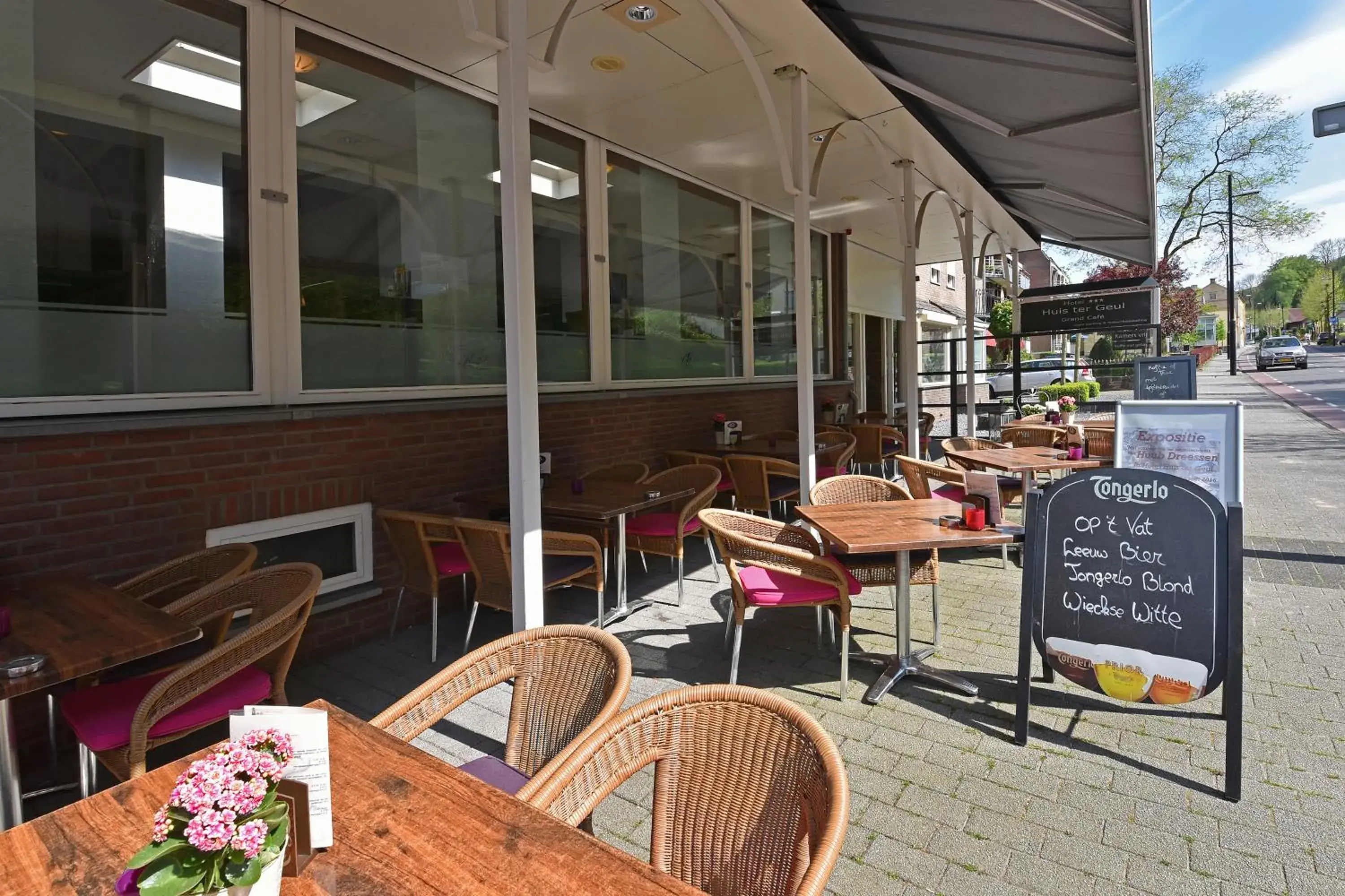 Balcony/Terrace, Restaurant/Places to Eat in Huis Ter Geul