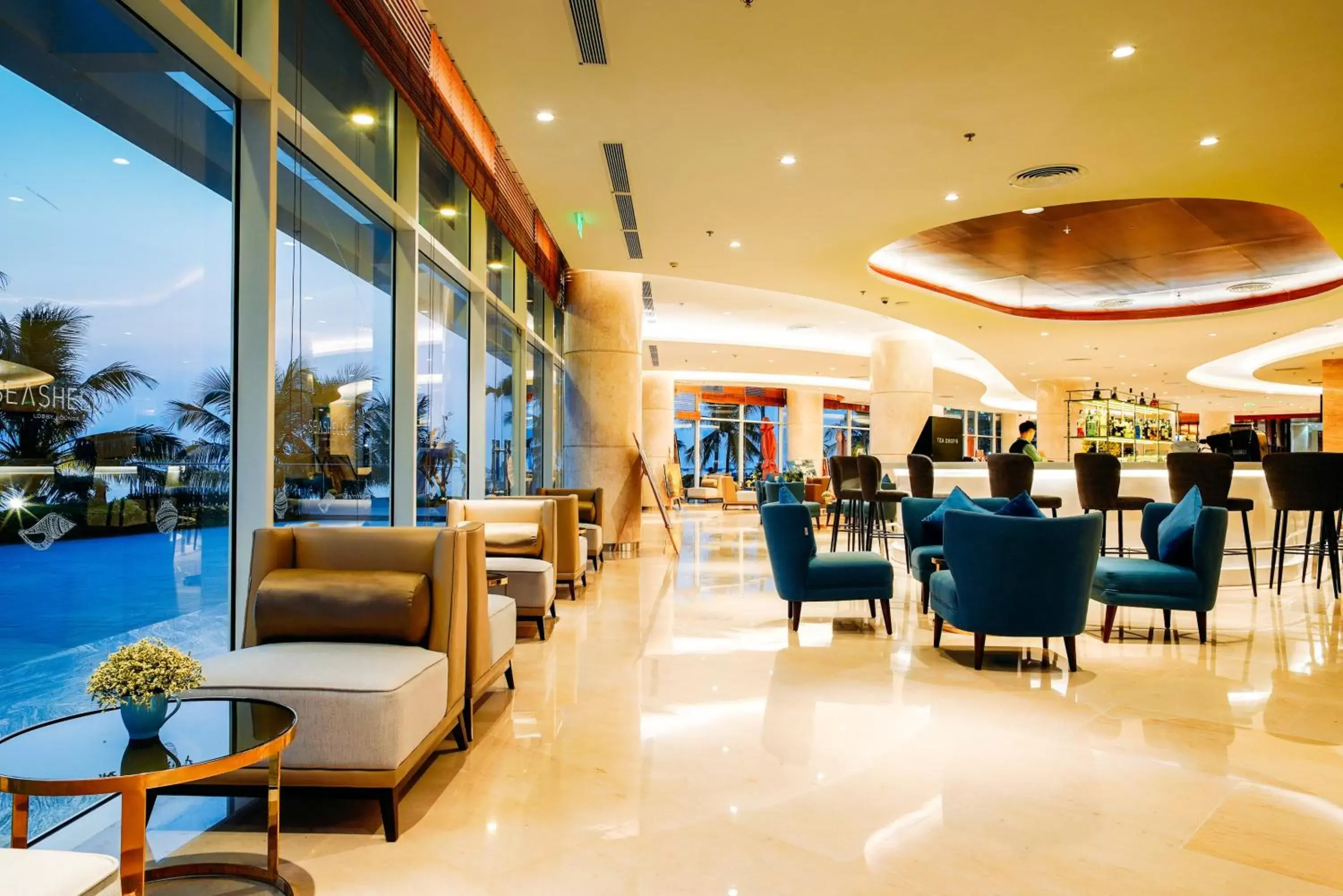 Lobby or reception, Lounge/Bar in Seashells Phu Quoc Hotel & Spa