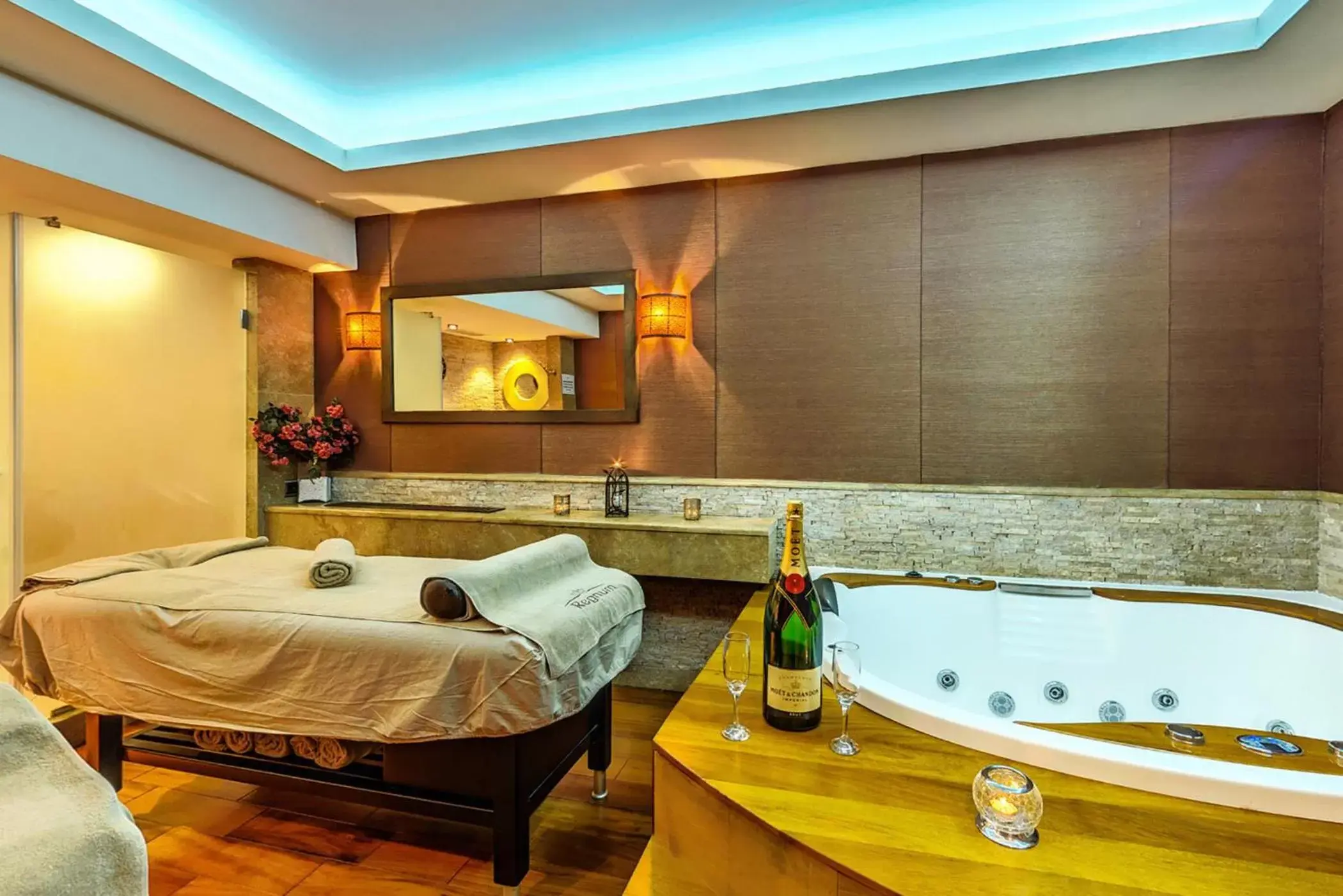 Massage, Spa/Wellness in Regnum Bansko Ski Hotel & SPA