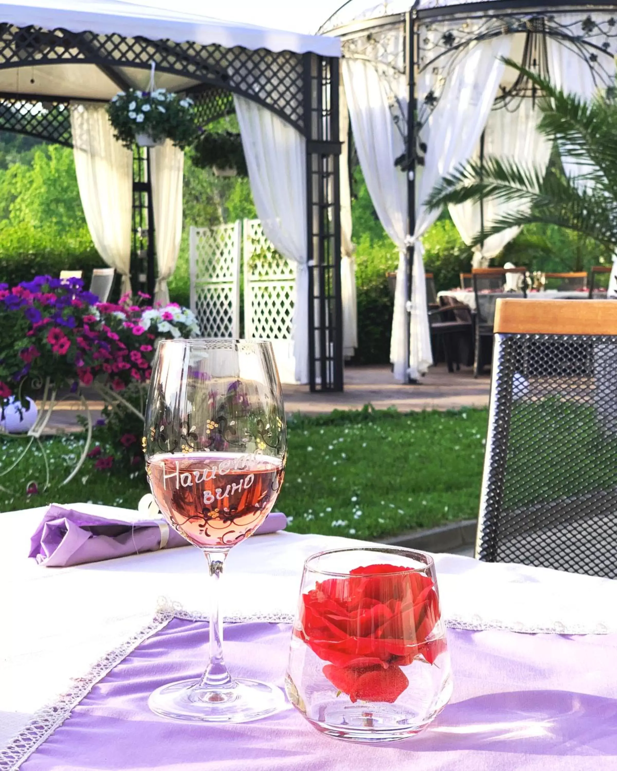 Restaurant/places to eat in RAYA Garden - Park Hotel & Winery Restaurant/places to eat in RAYA Garden - Park Hotel & Winery