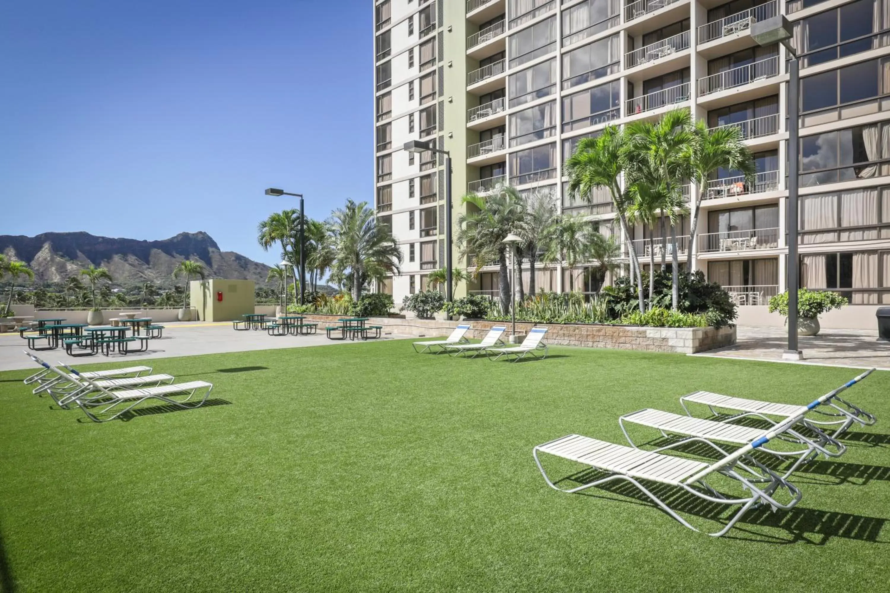 Property Building in Aston Waikiki Sunset