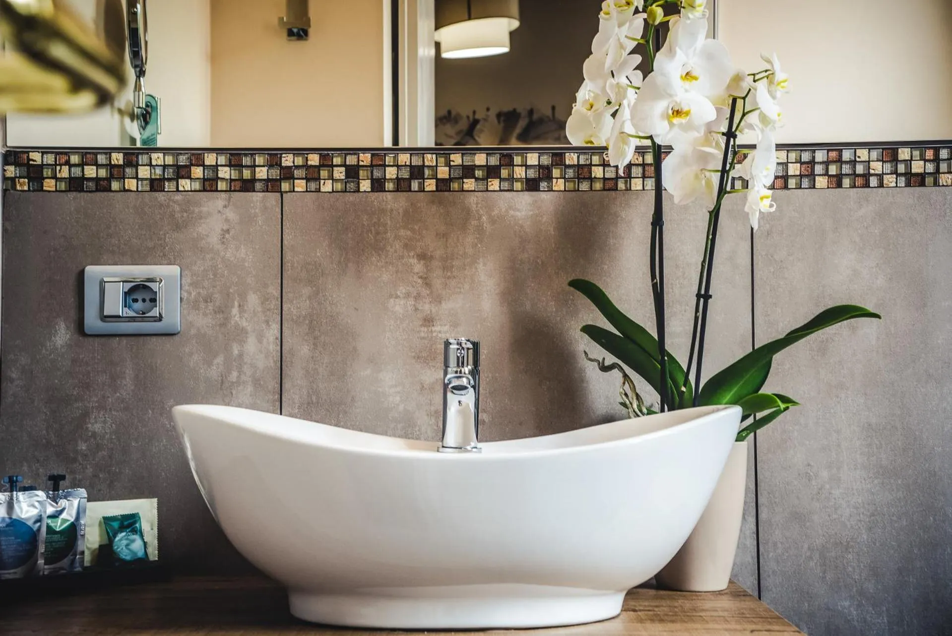 Bathroom in Hotel Ristorante Ala d'Oro