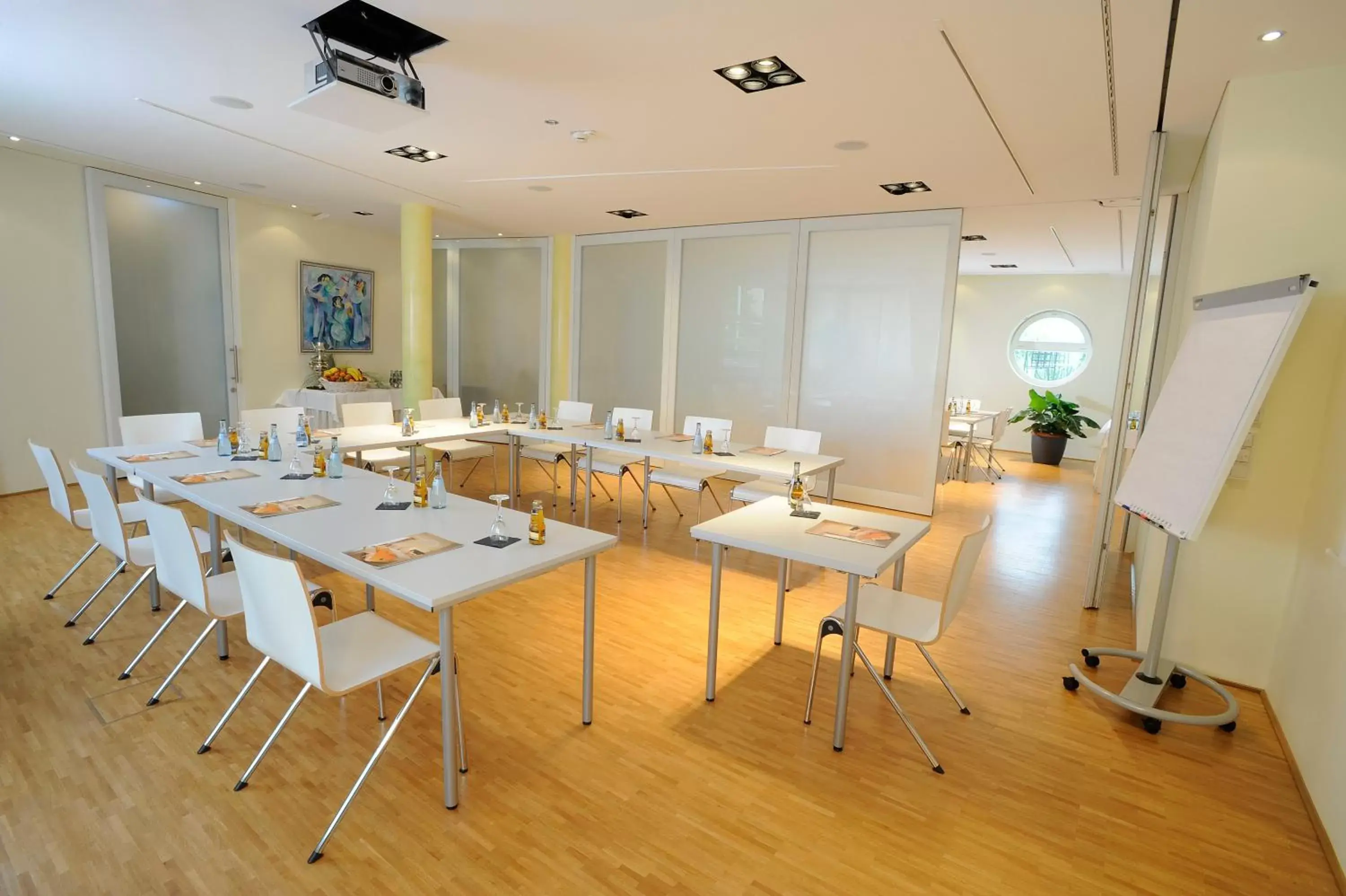 Business facilities in Boutiquehotel La Casa