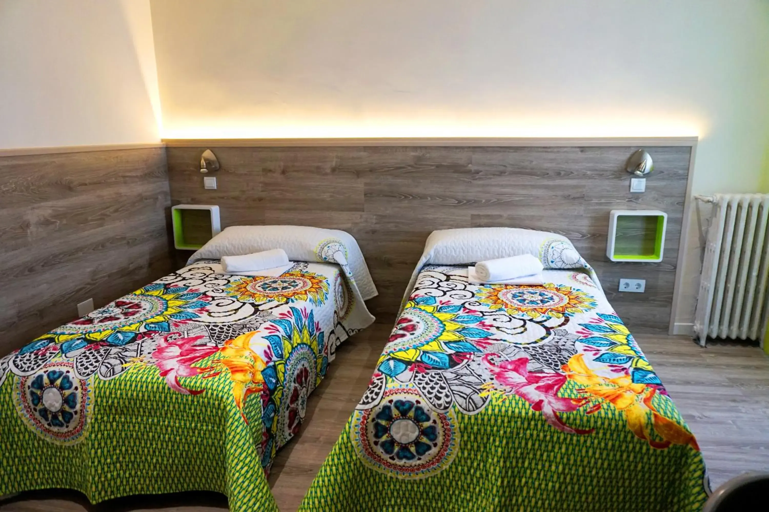 Photo of the whole room, Bed in Hostel Muchomadrid