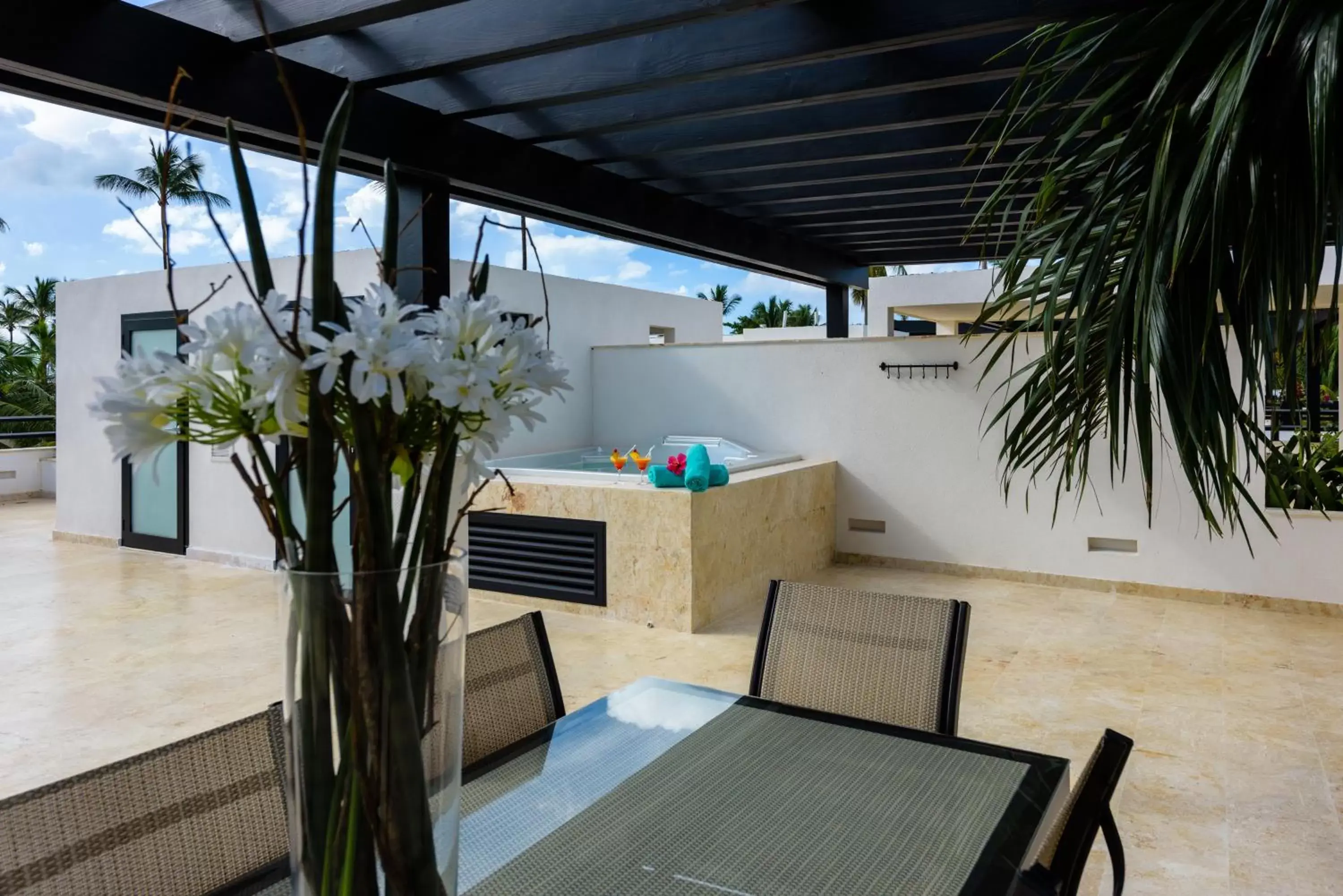 Balcony/Terrace in Aligio Apart-hotel & Spa - Las Terrenas