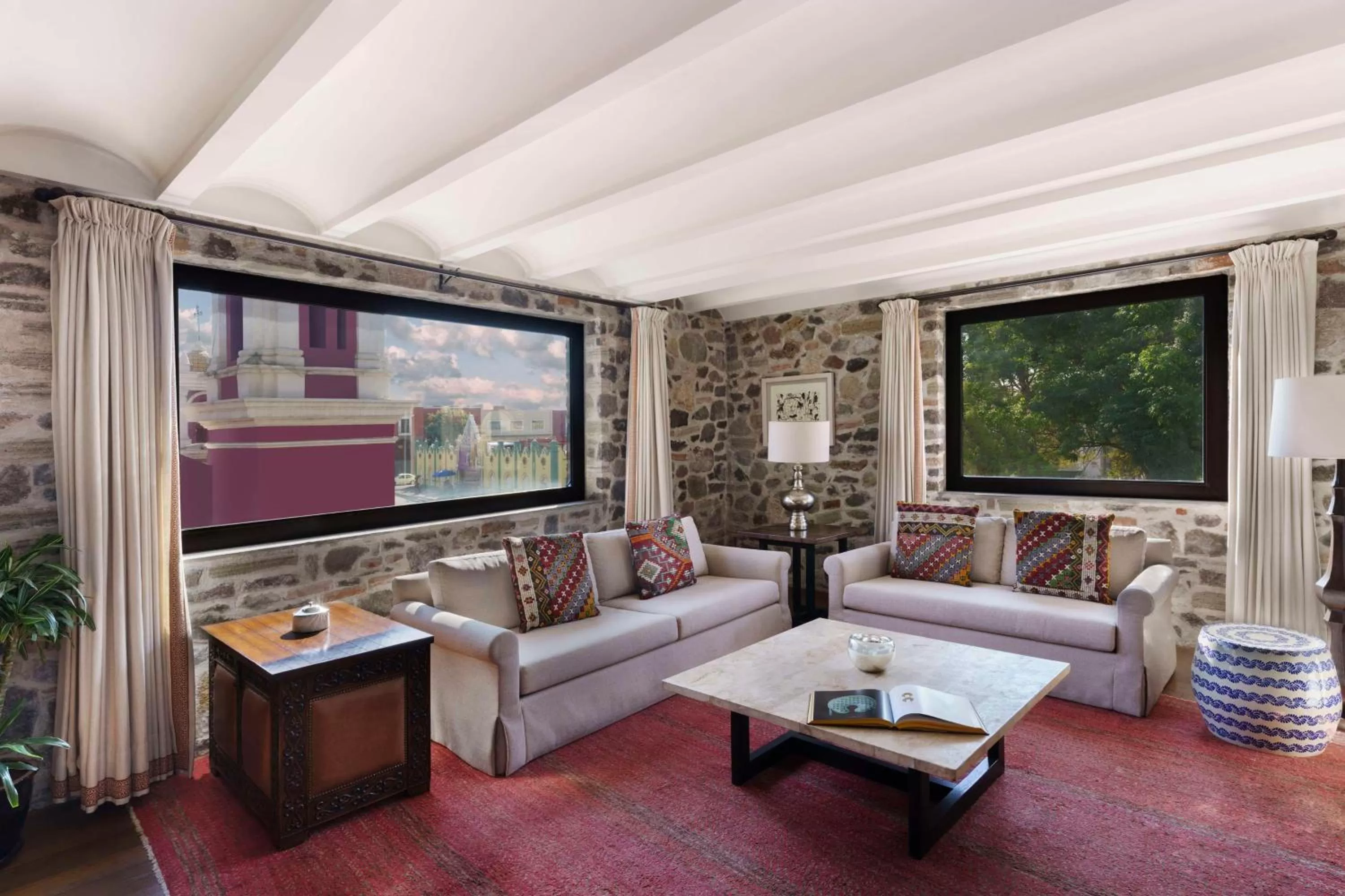 Living room in Banyan Tree Puebla