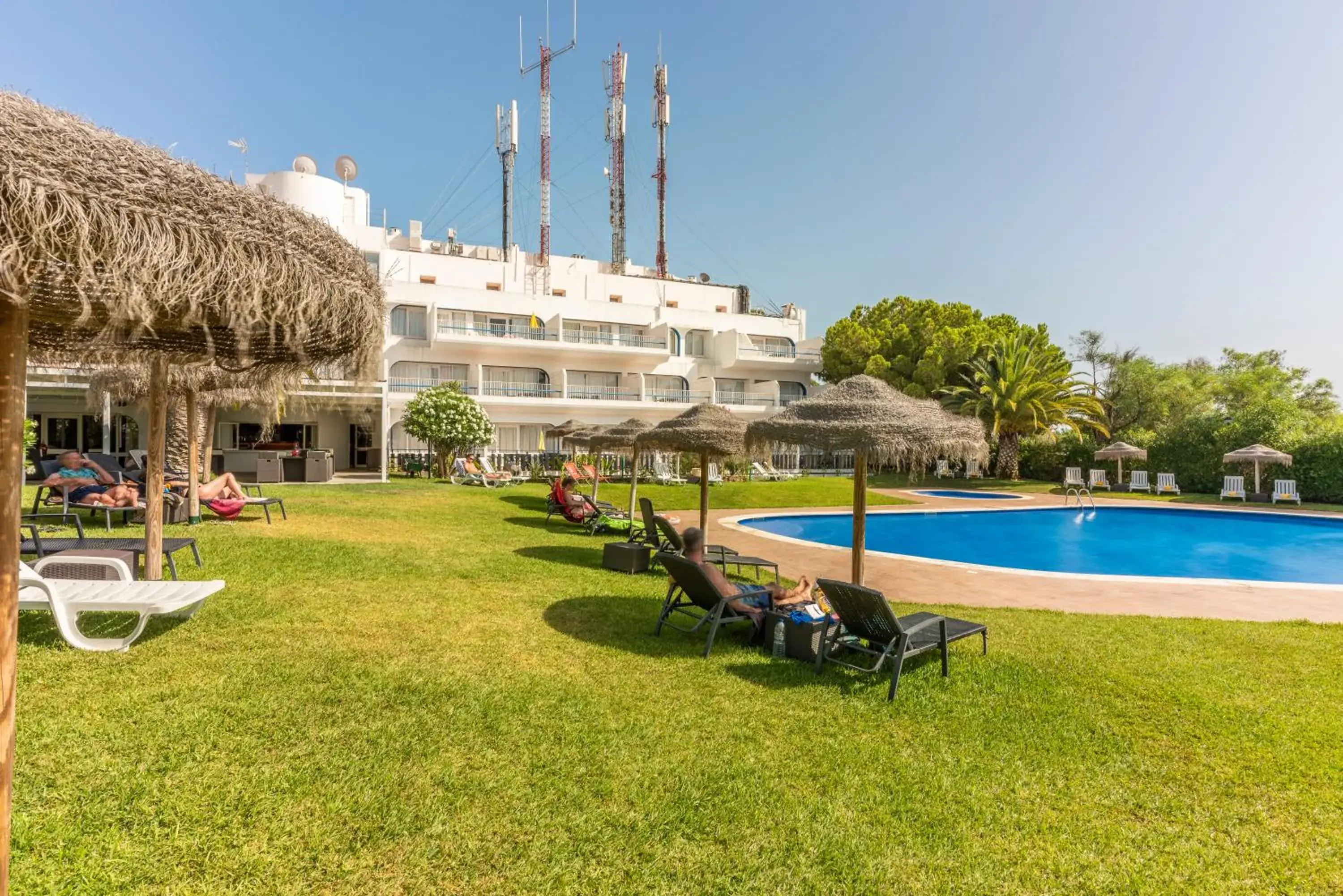 Garden view, Property Building in Carvoeiro Hotel