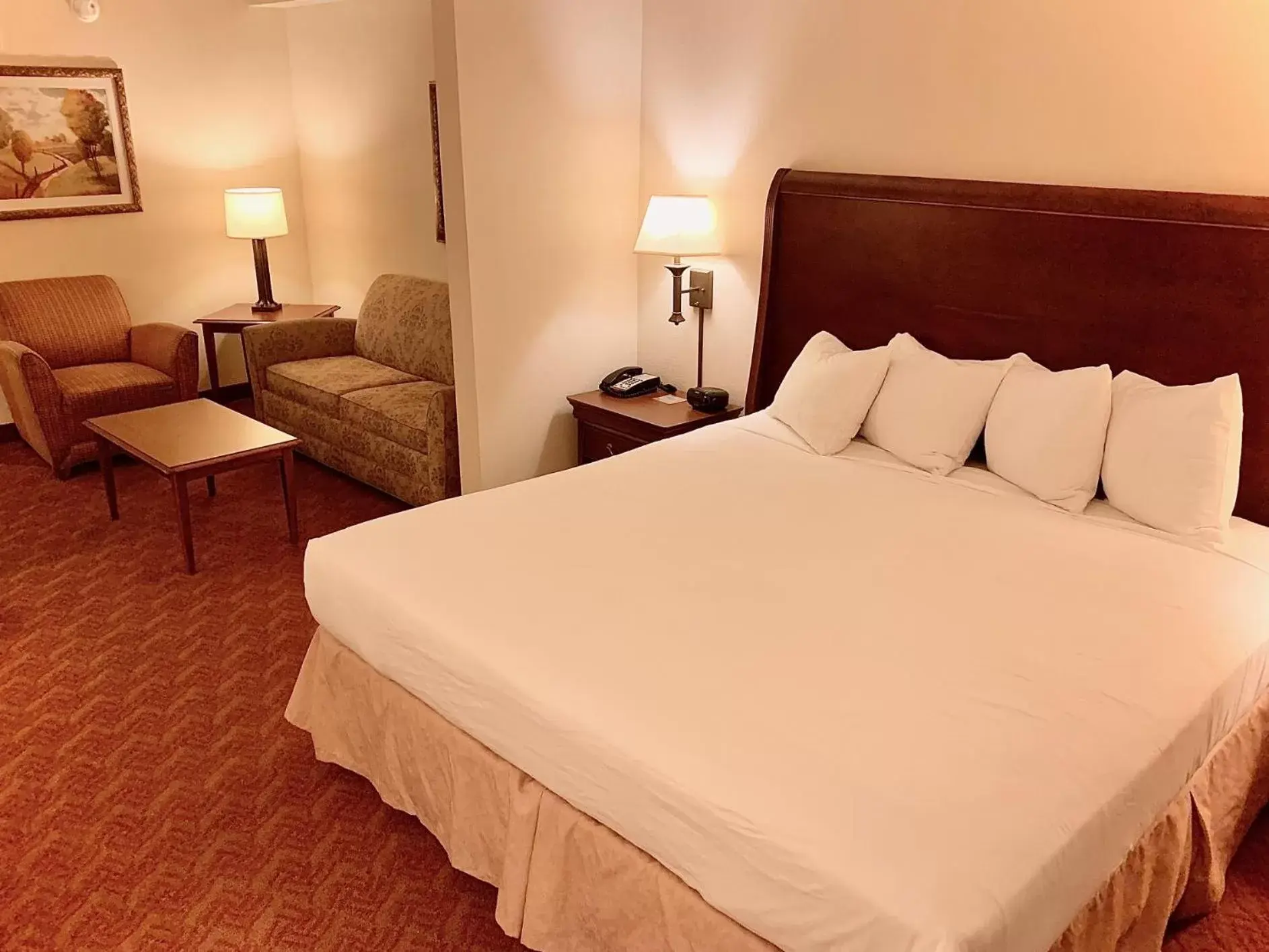 Bed in Country Inn & Suites by Radisson, Potomac Mills Woodbridge, VA