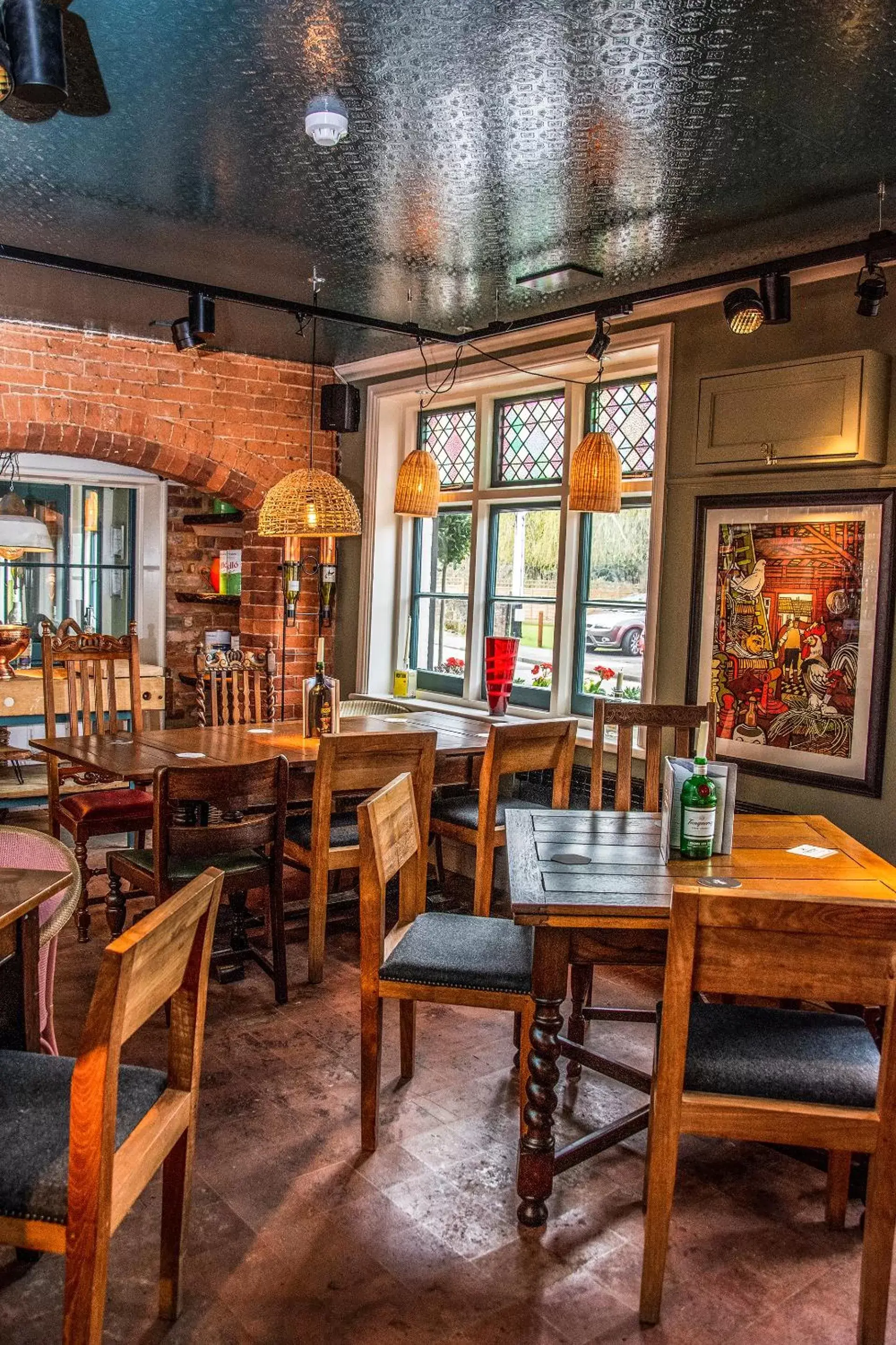 Restaurant/Places to Eat in The Swan Inn