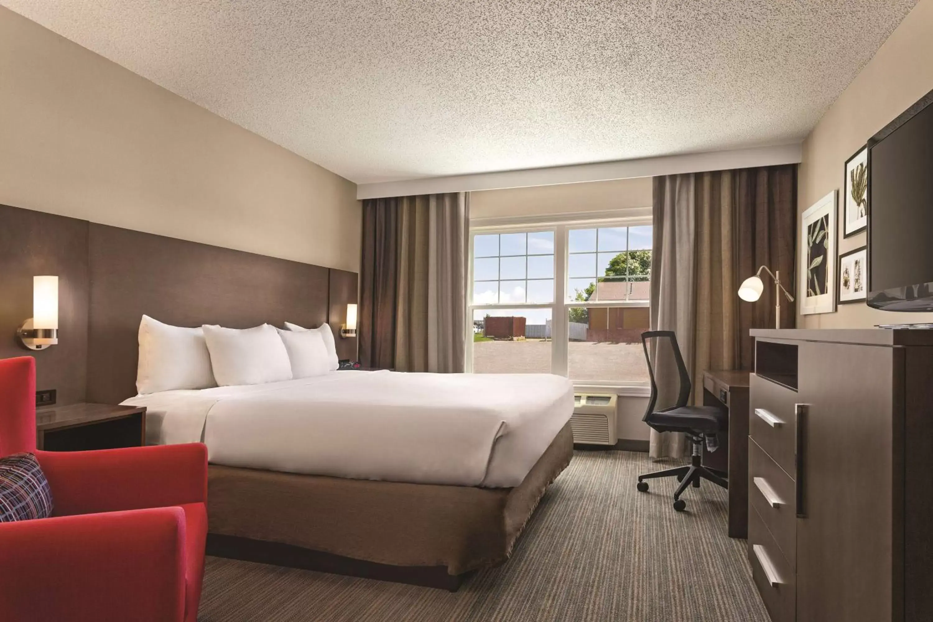 Photo of the whole room in Country Inn & Suites by Radisson, Buffalo, MN